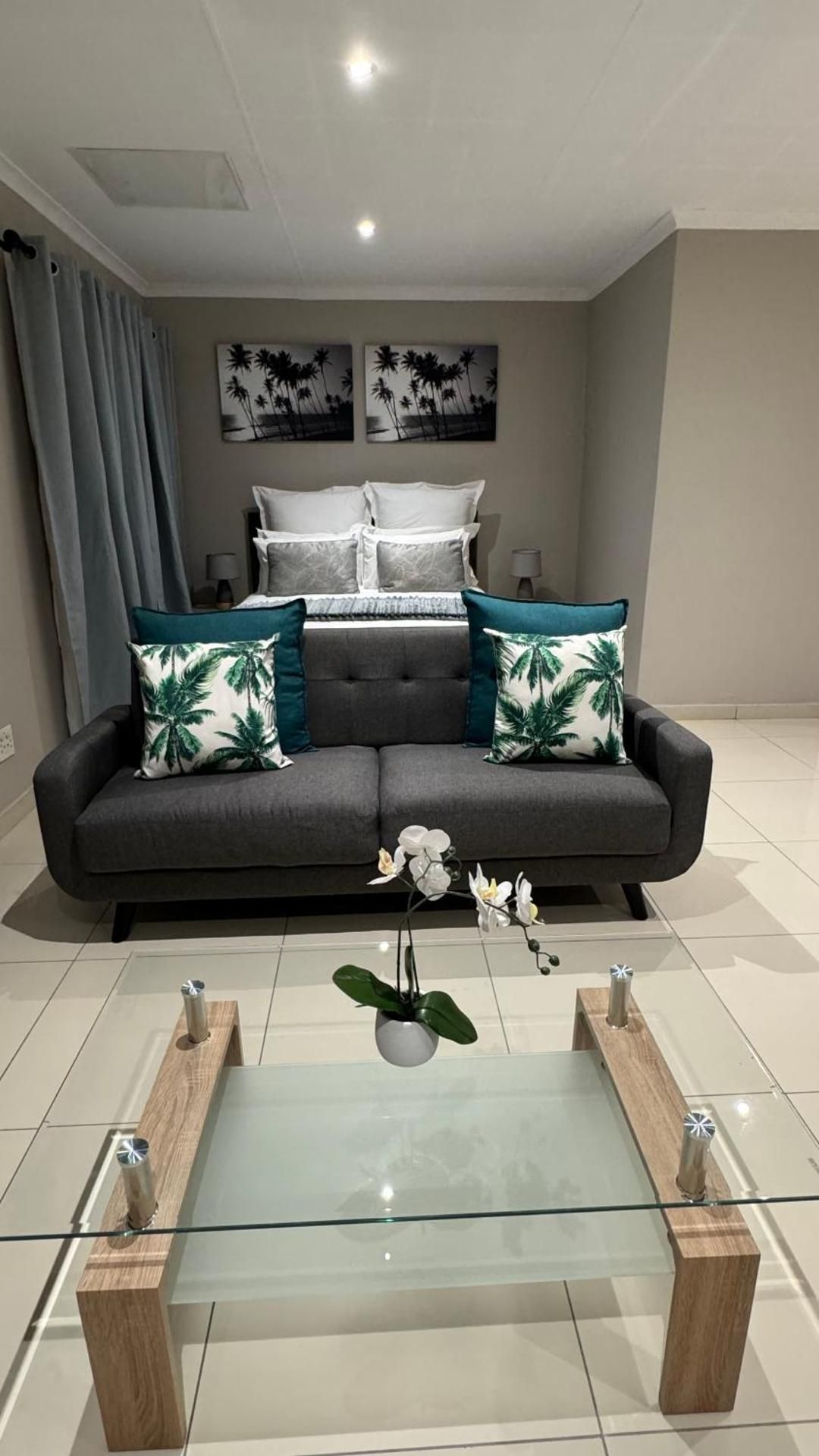 The Manor Queen Studio