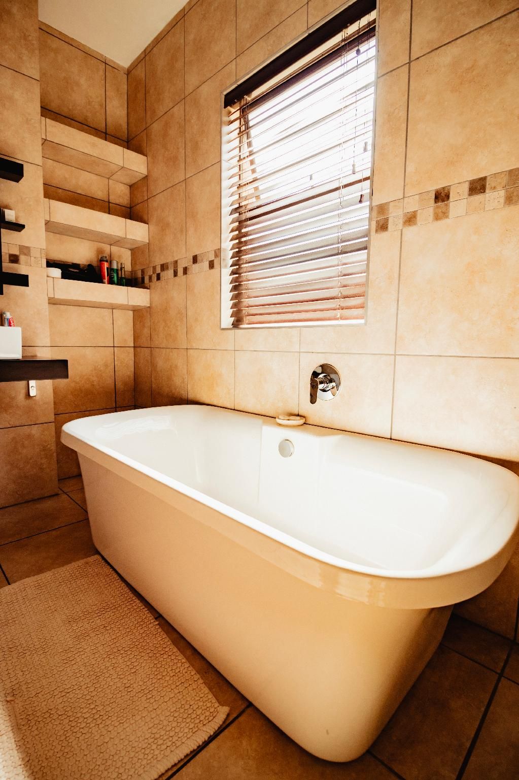 Blue Hills Lodge Luxury King/Twin 5 2