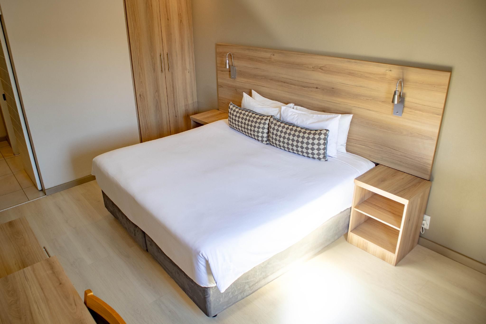 Regal Inn Midrand Deluxe Room