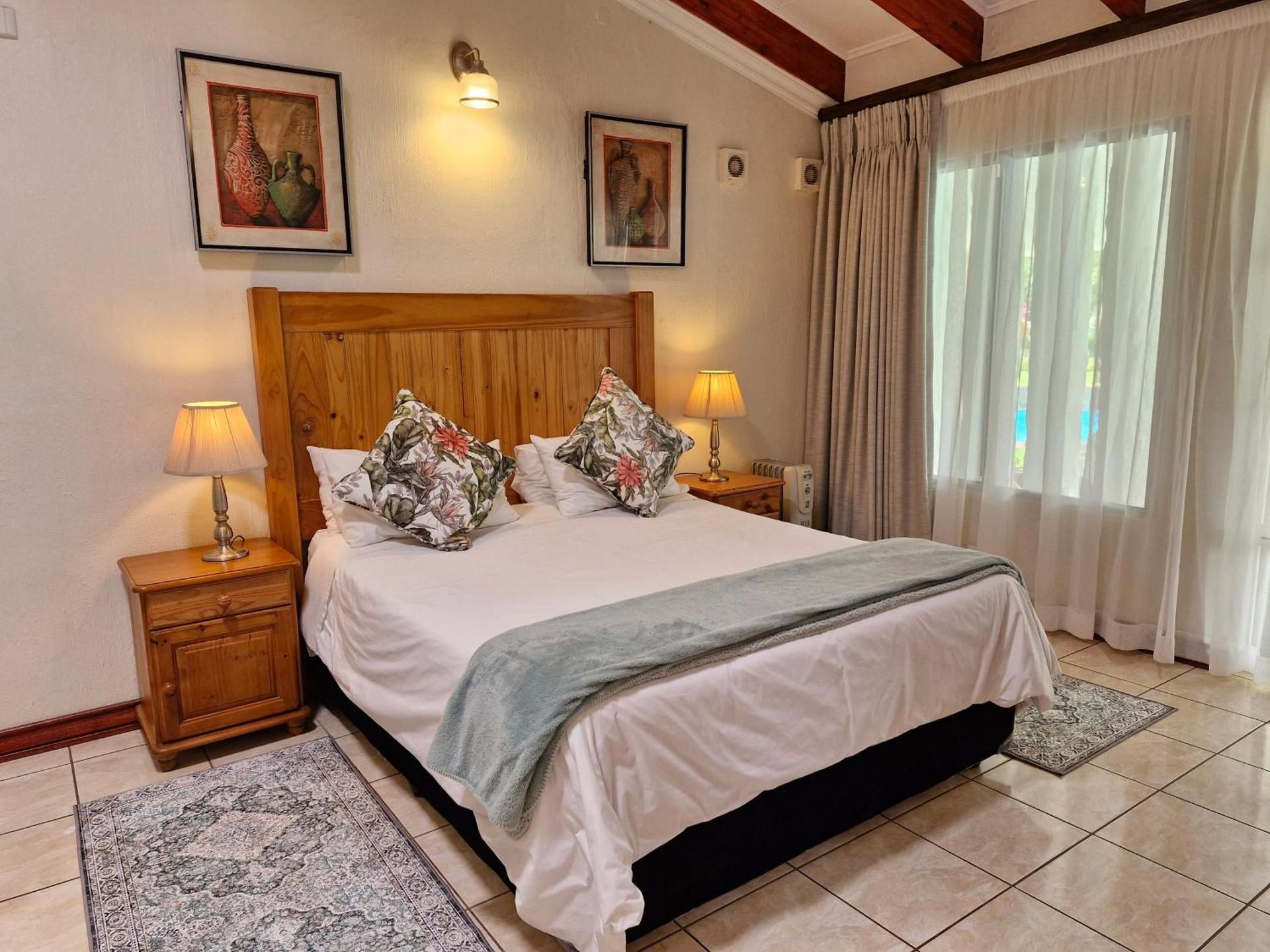 Queen Room with Pool View