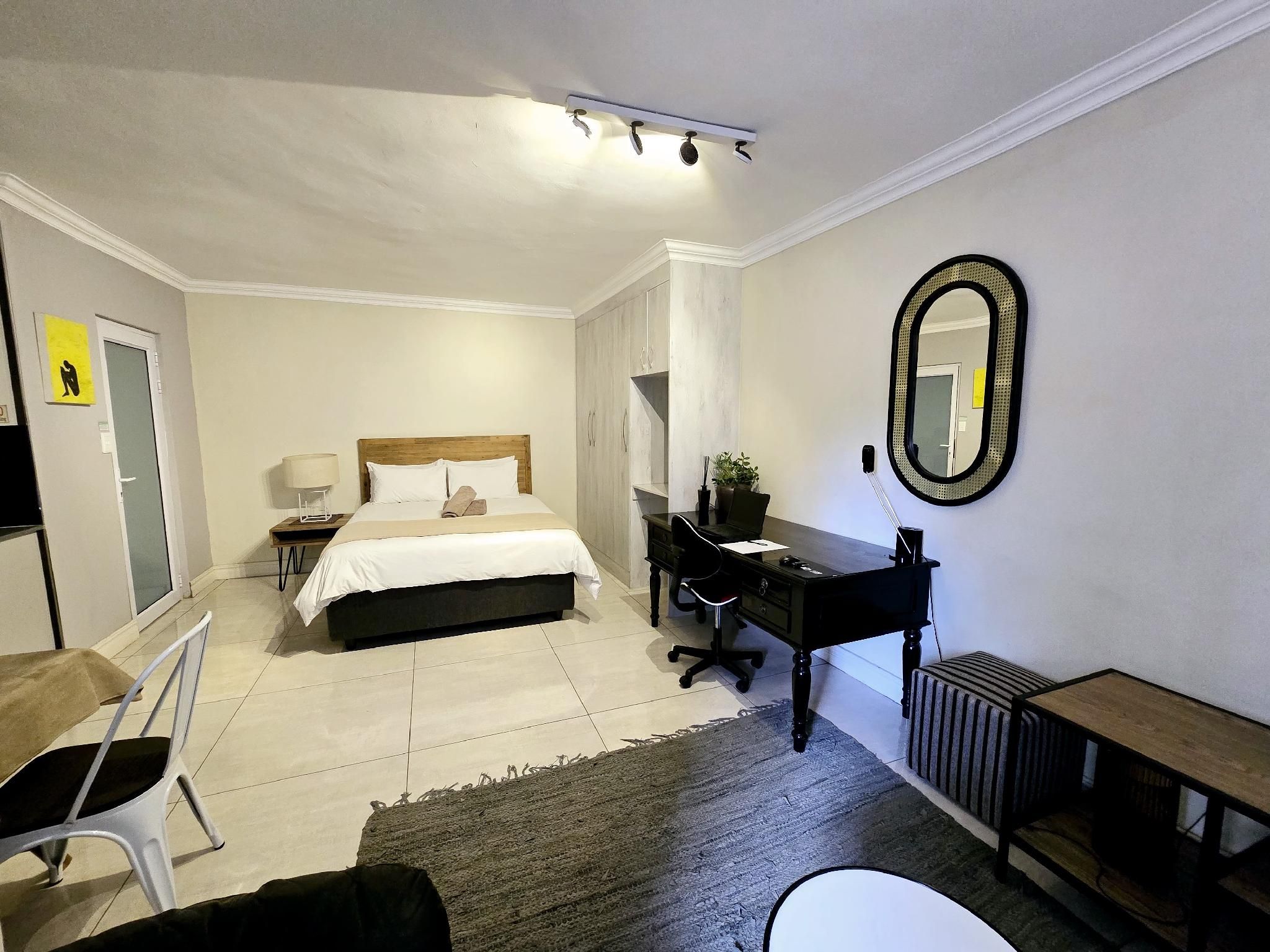 Premium Garden or Pool View Room