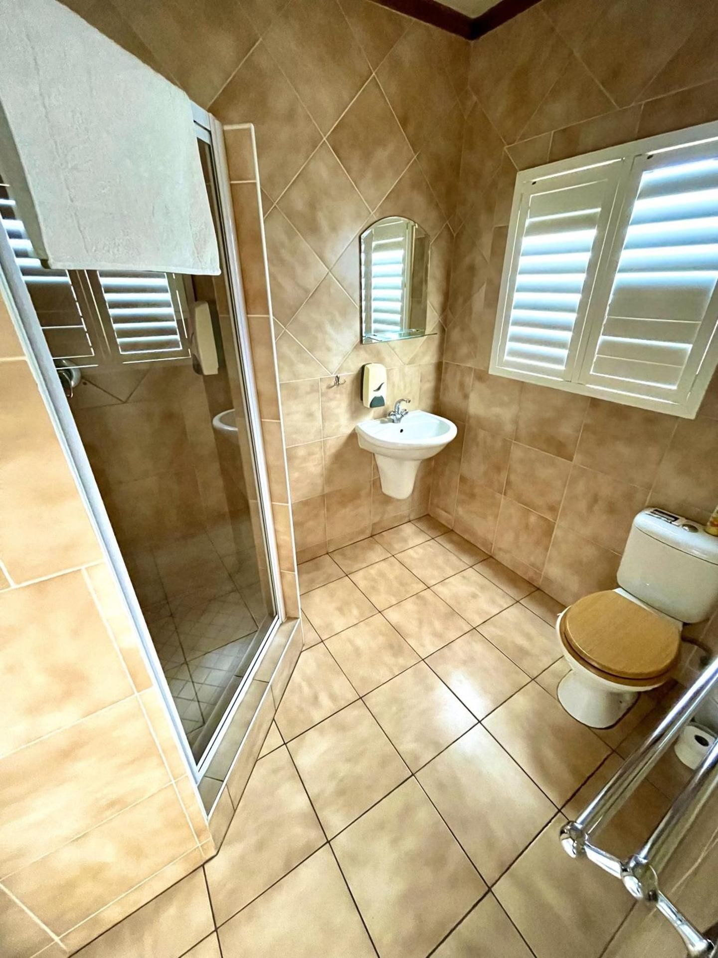 Double or Twin Room with Bathroom