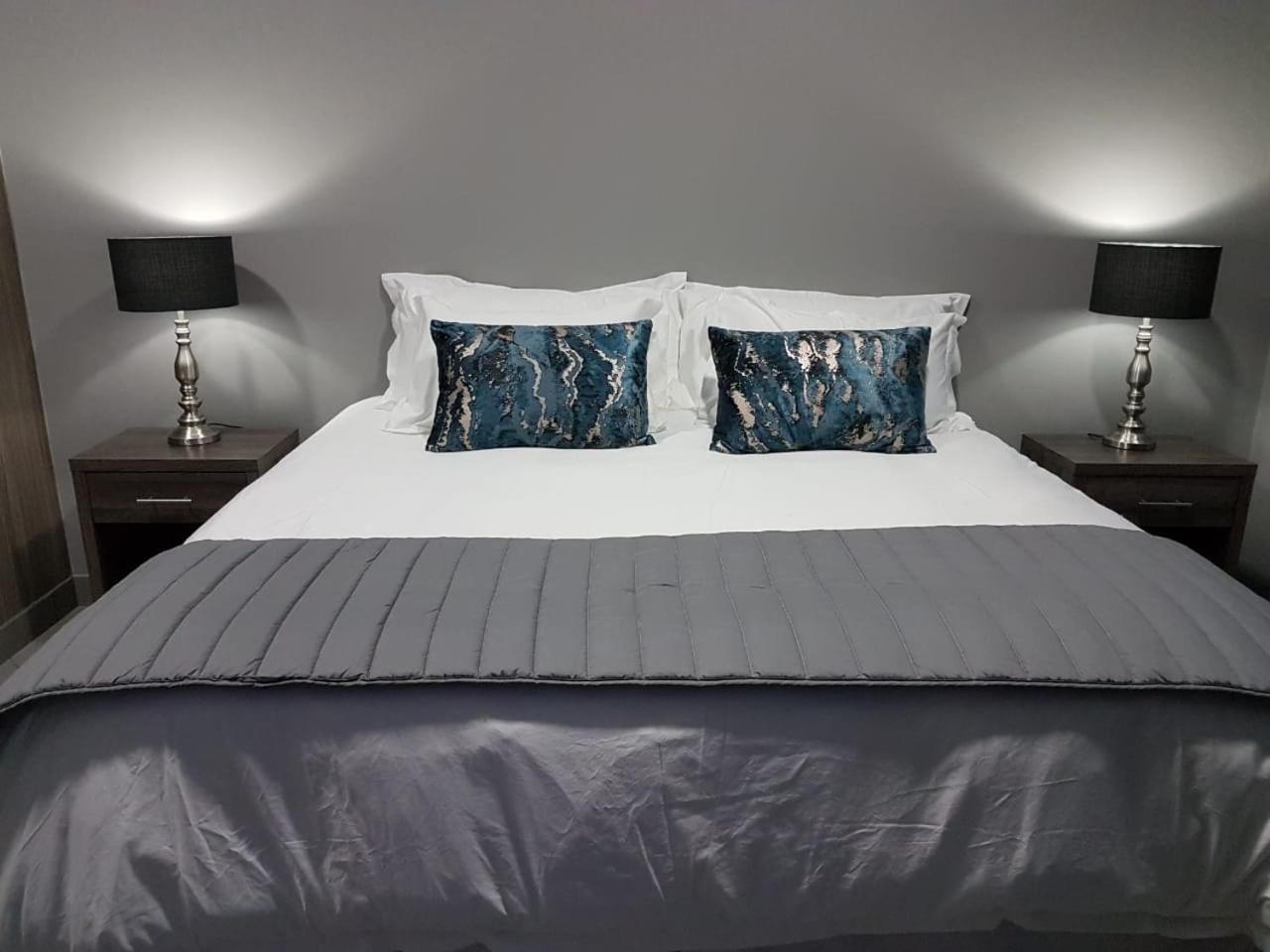 Queen Suite