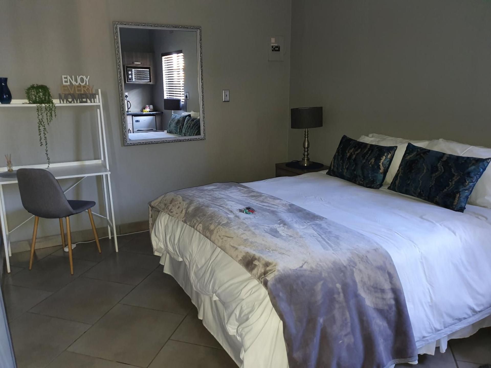 Queen Suite