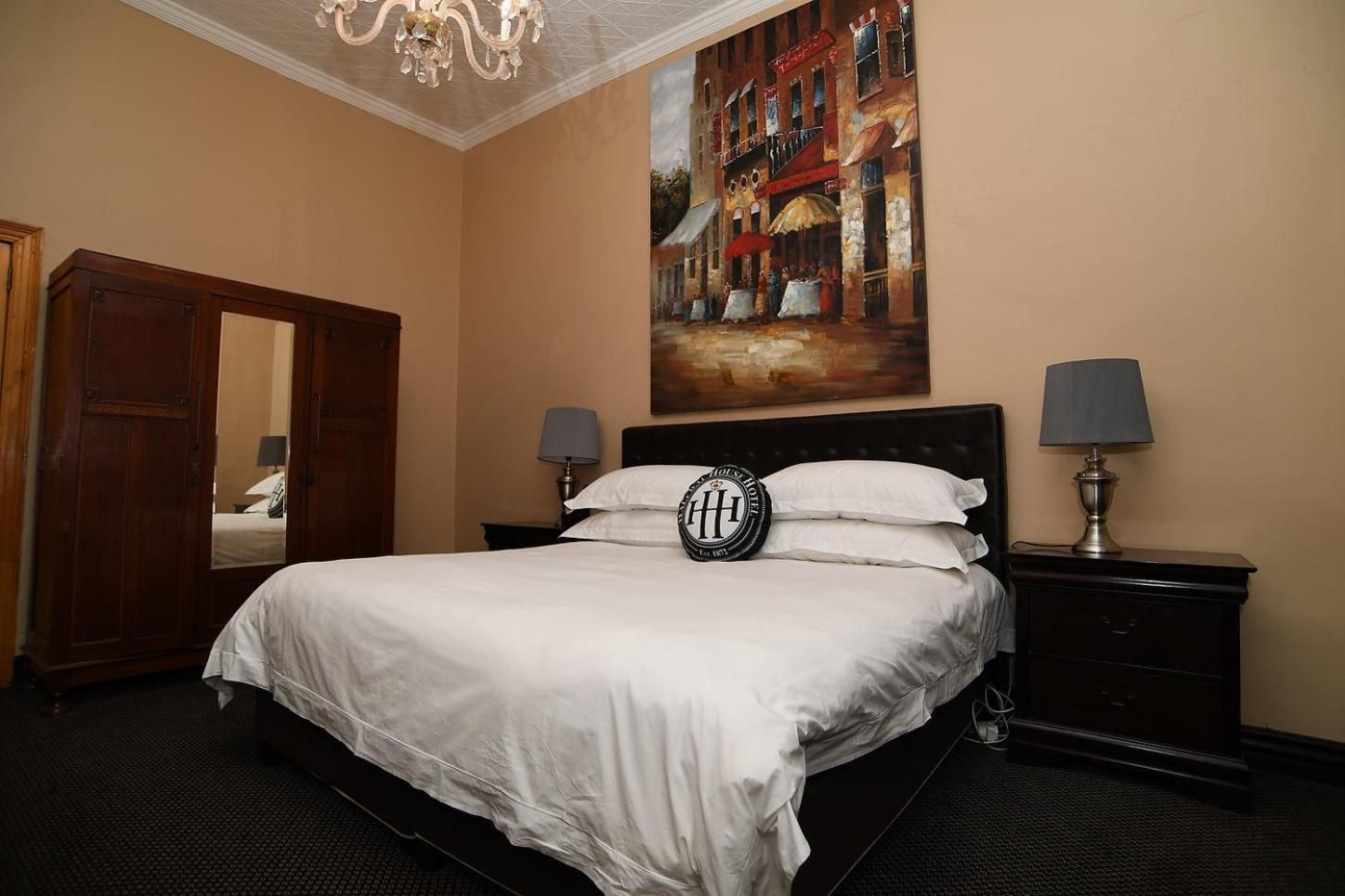 Superior King Suite