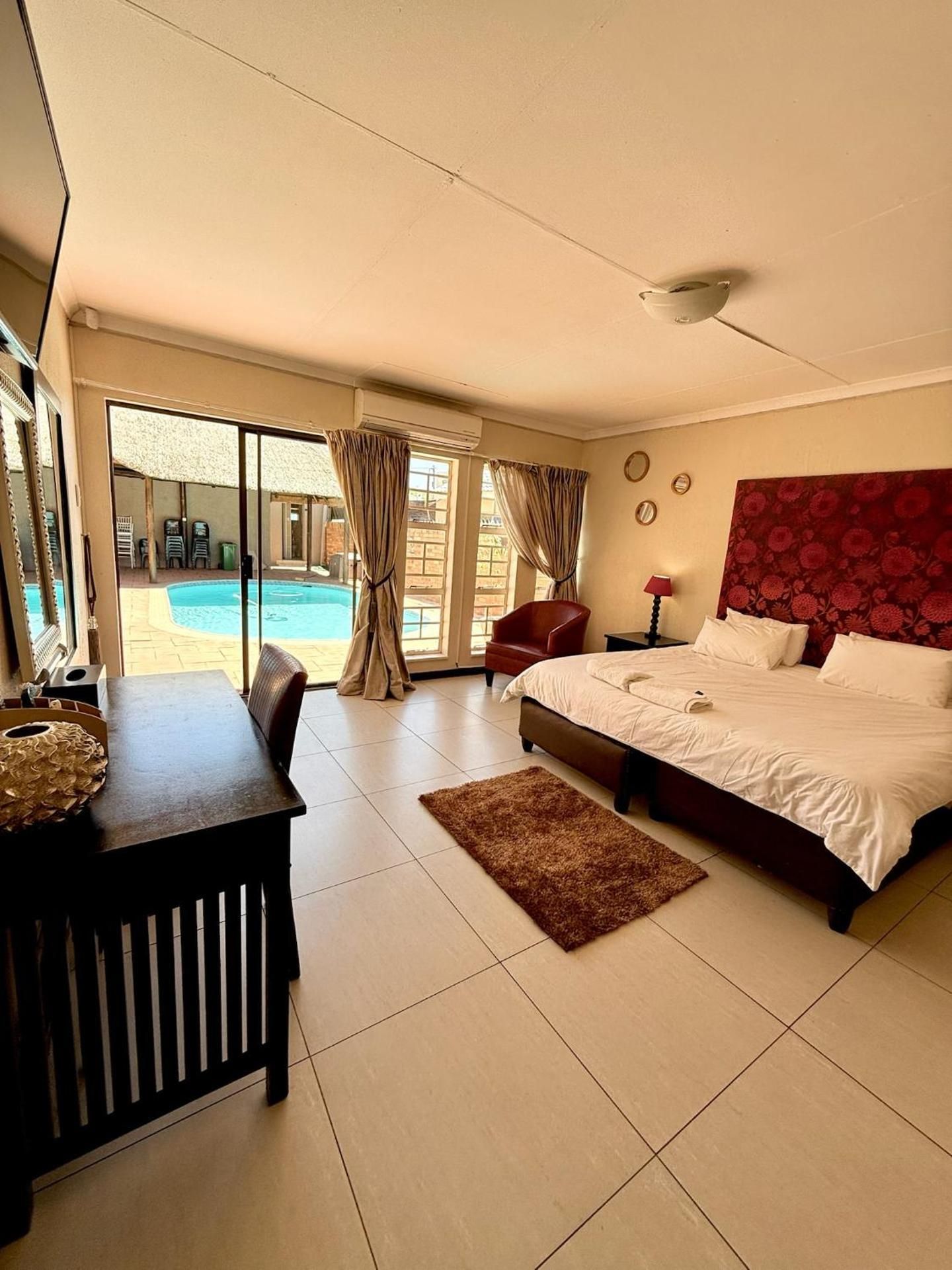 Superior Double or Twin Room with Pool View