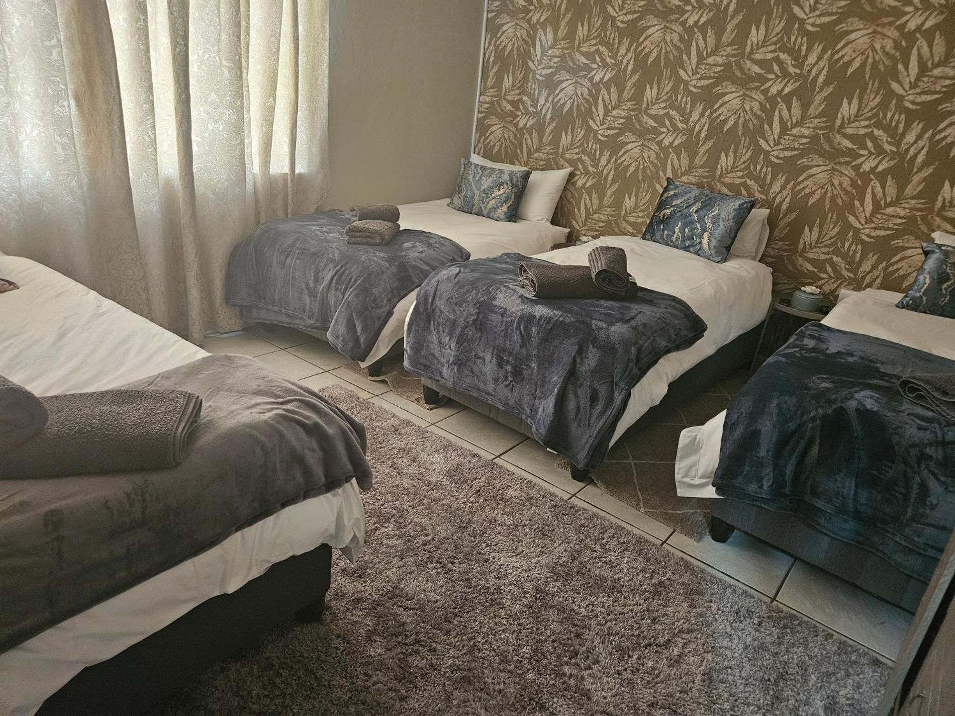 Superior One-Bedroom Apartment