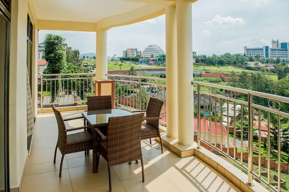 b73e3230c0f35fba8dd0497024213fca