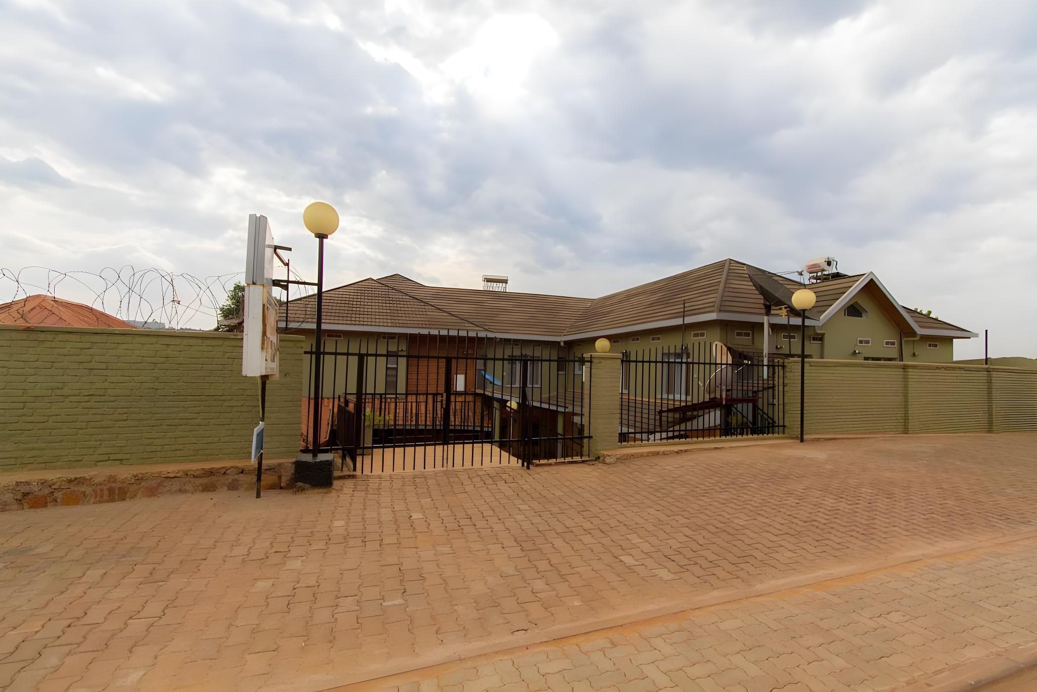 Kings Hospitality Centre