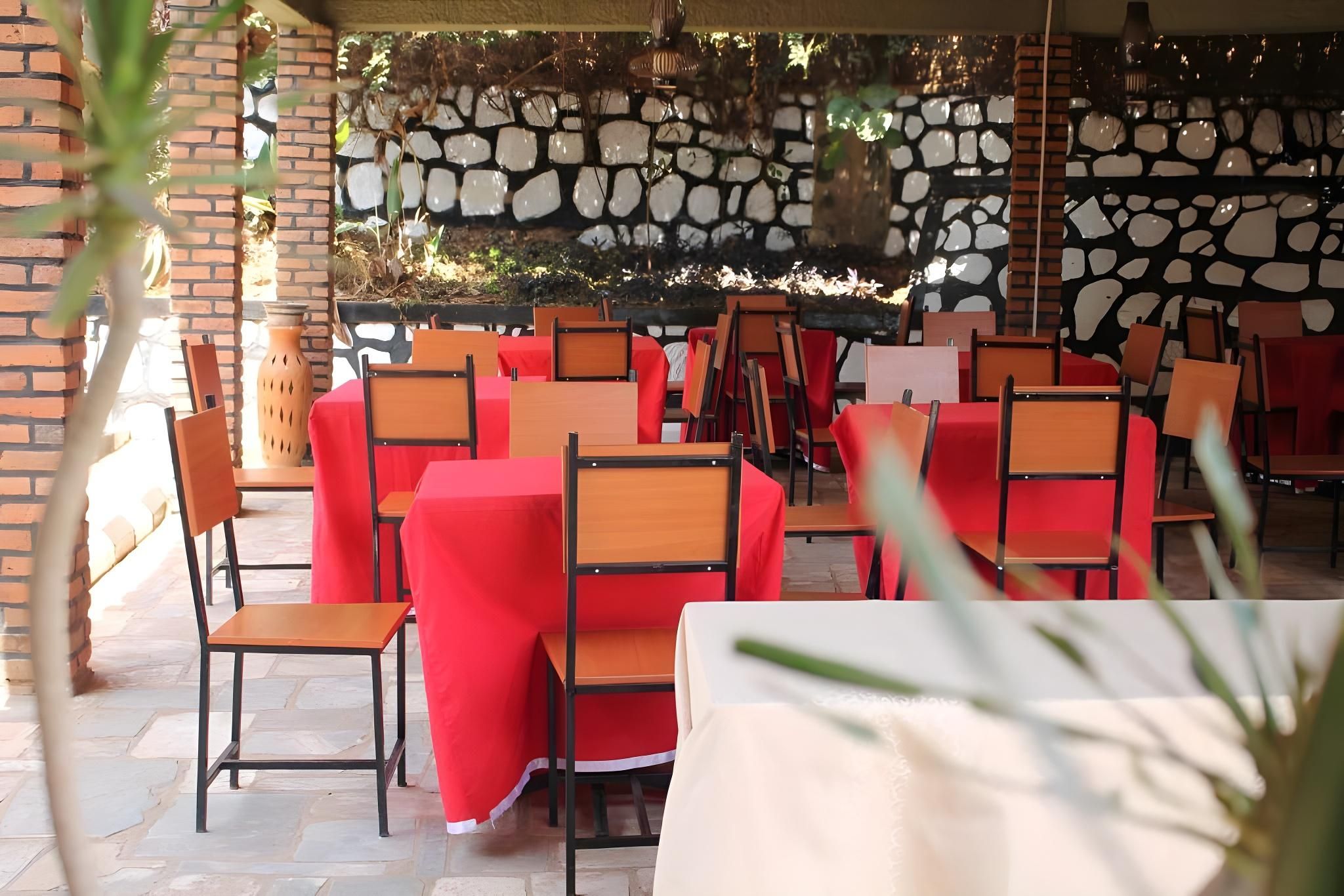 restaurant (private room)