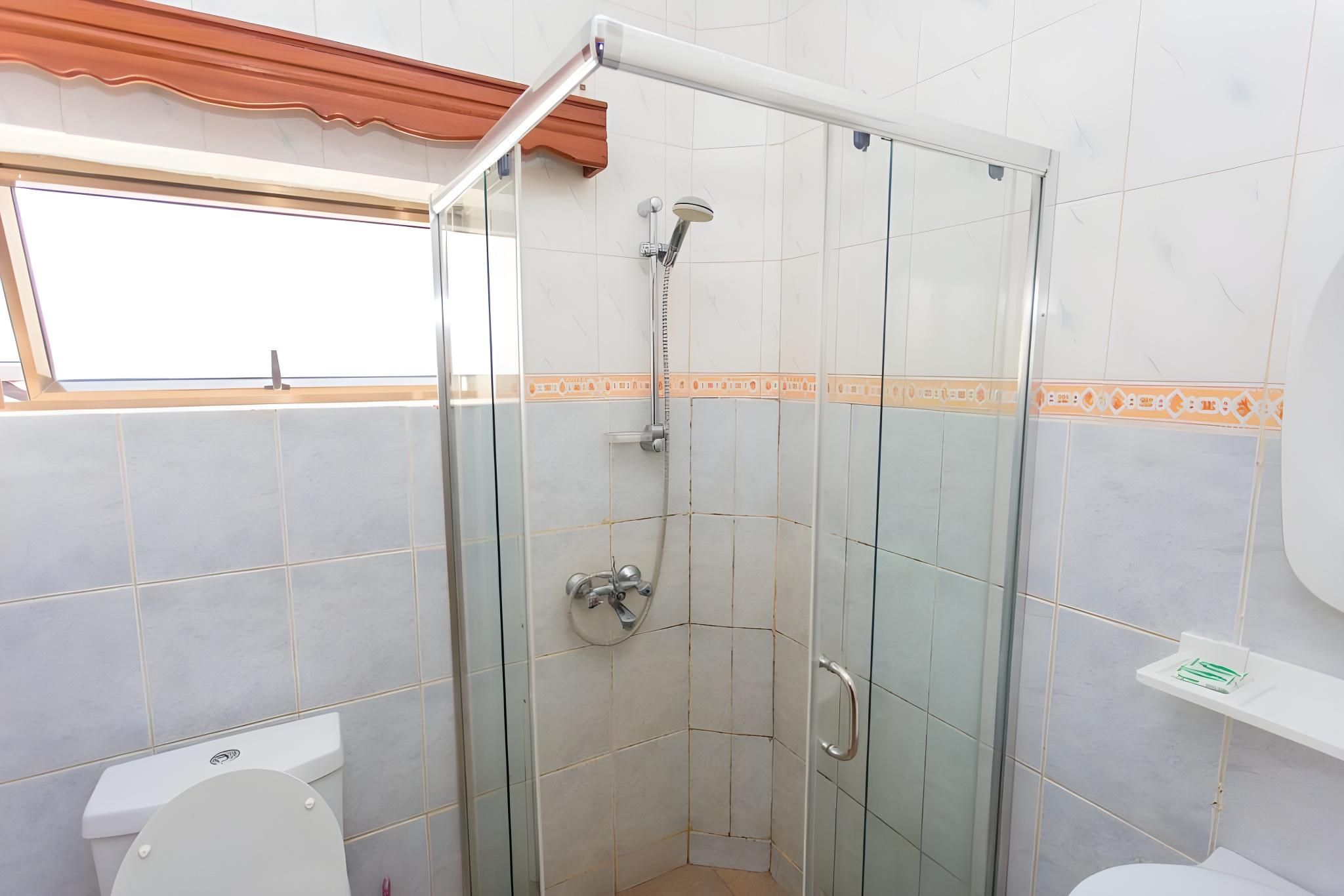 Auberge St Jean Leopold Deluxe Twin Room 3