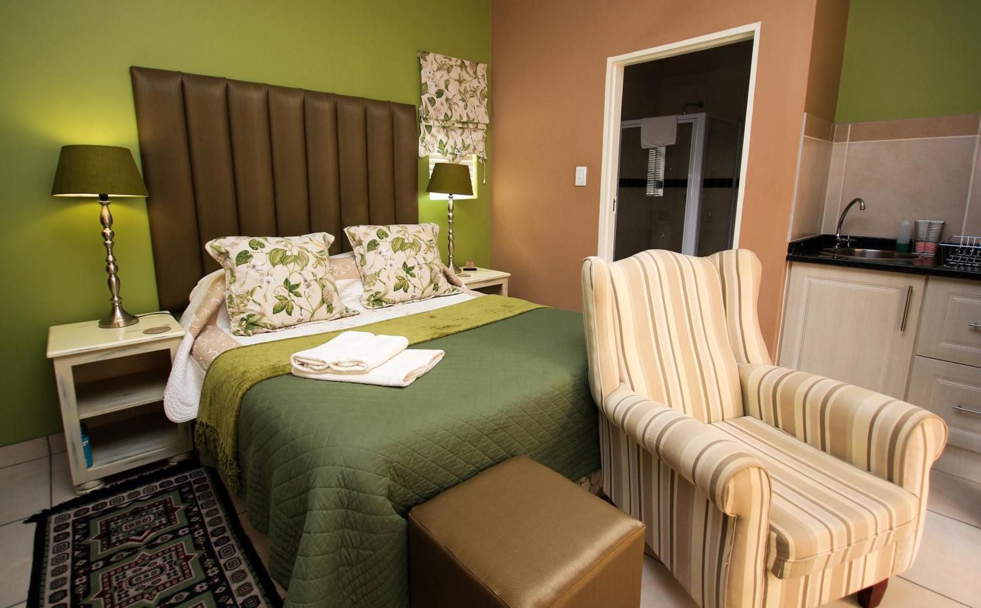 Queen Room