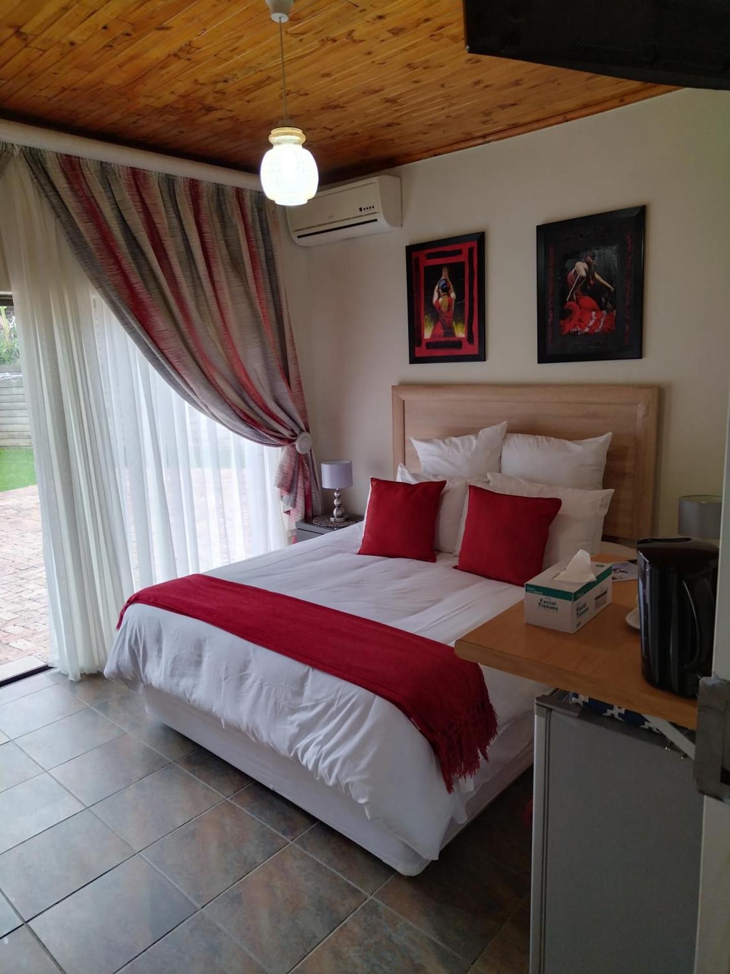 Double Room with Private External Bathroom