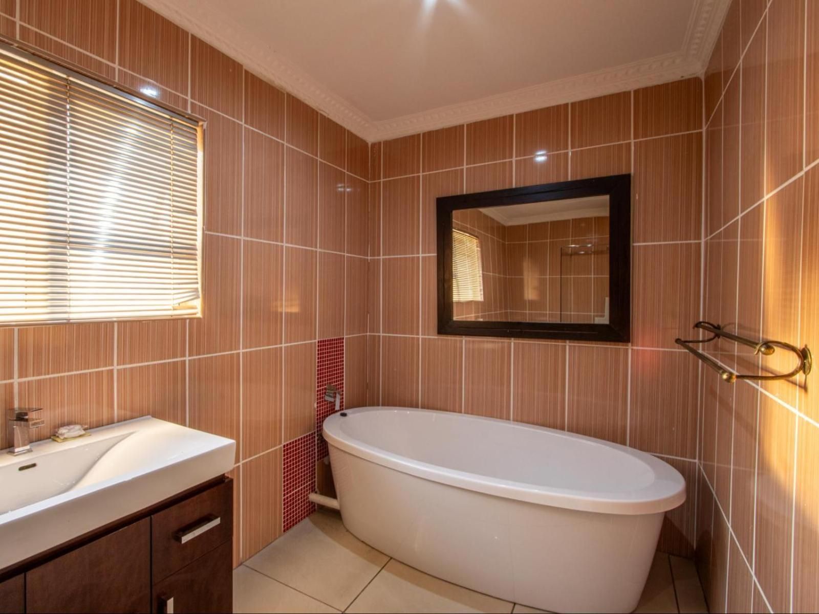Executive Queen Room