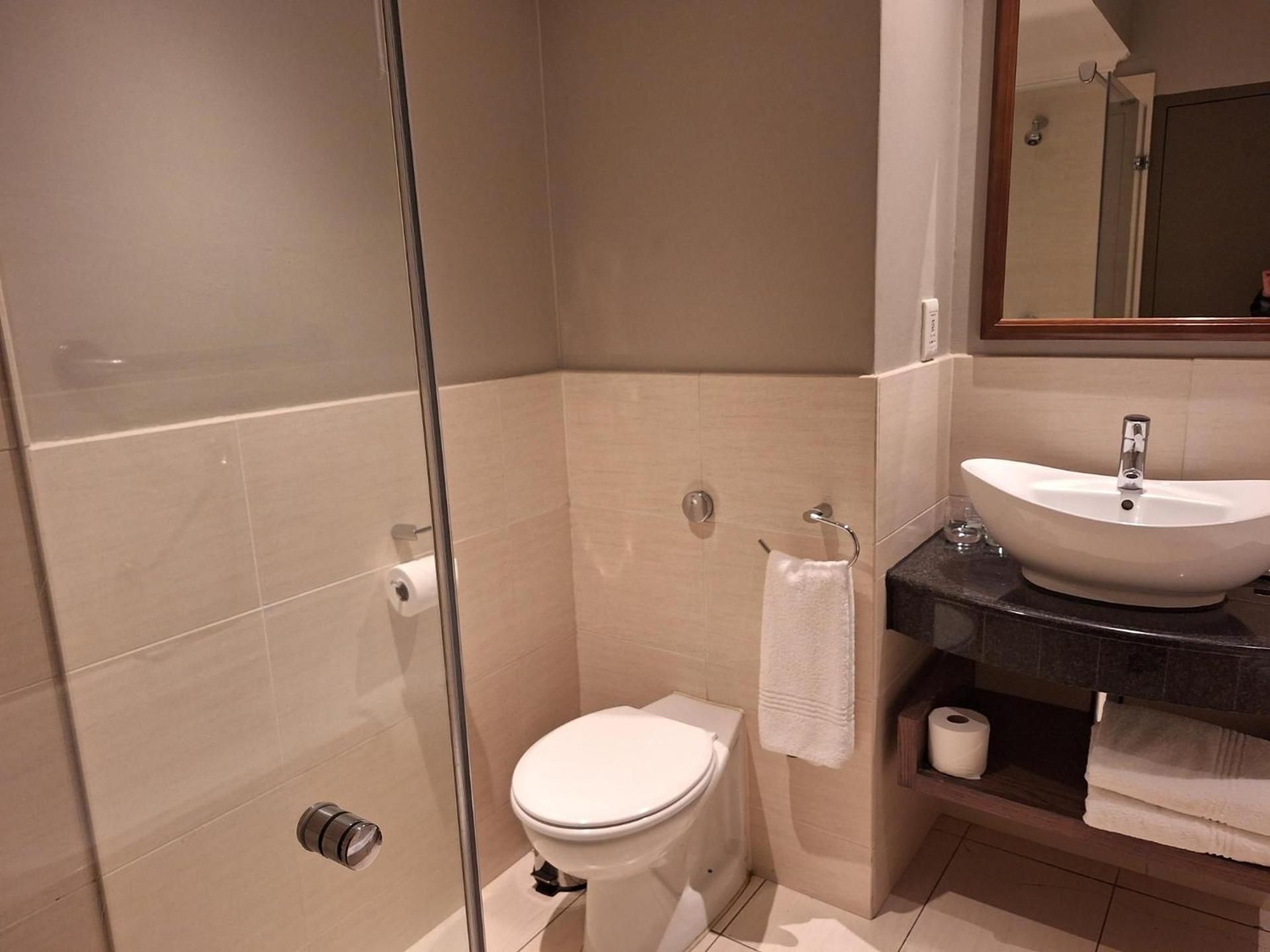 Blackrock Hotel Standard King Room 2