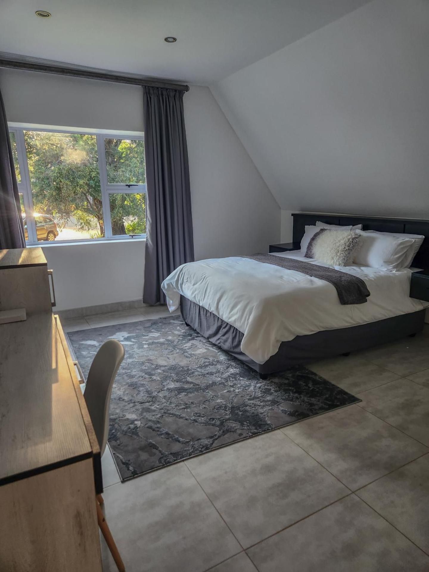 Queen Room