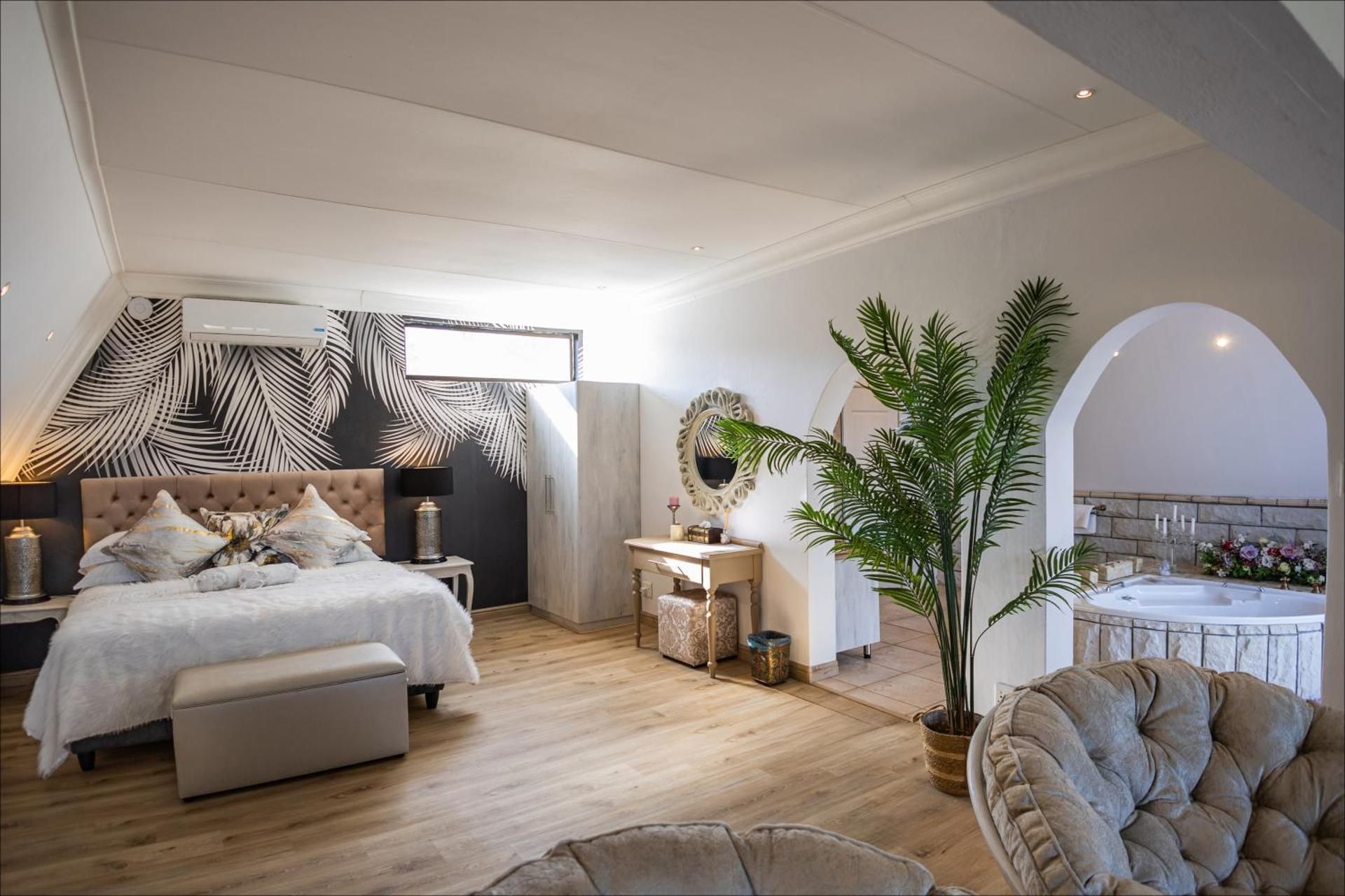 Honeymoon Suite