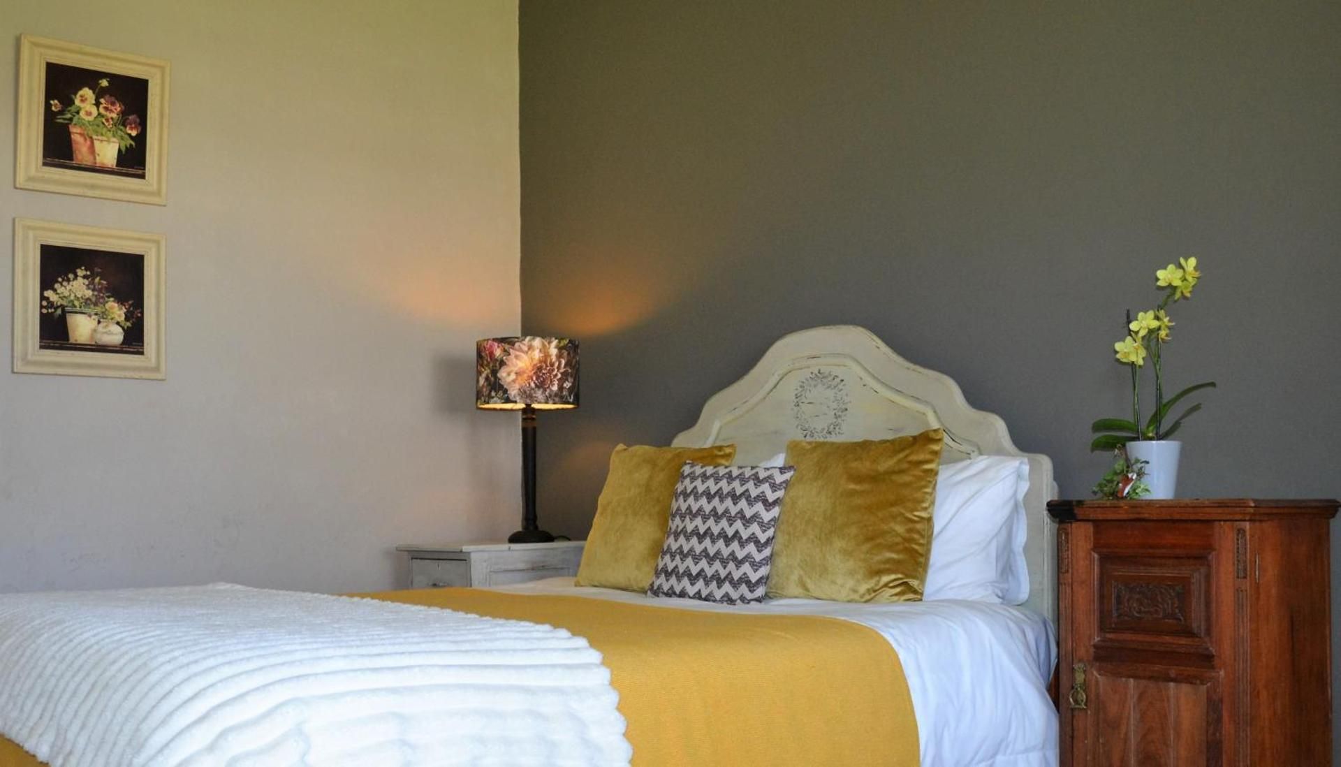 Favour House Queen Room with Garden View 2