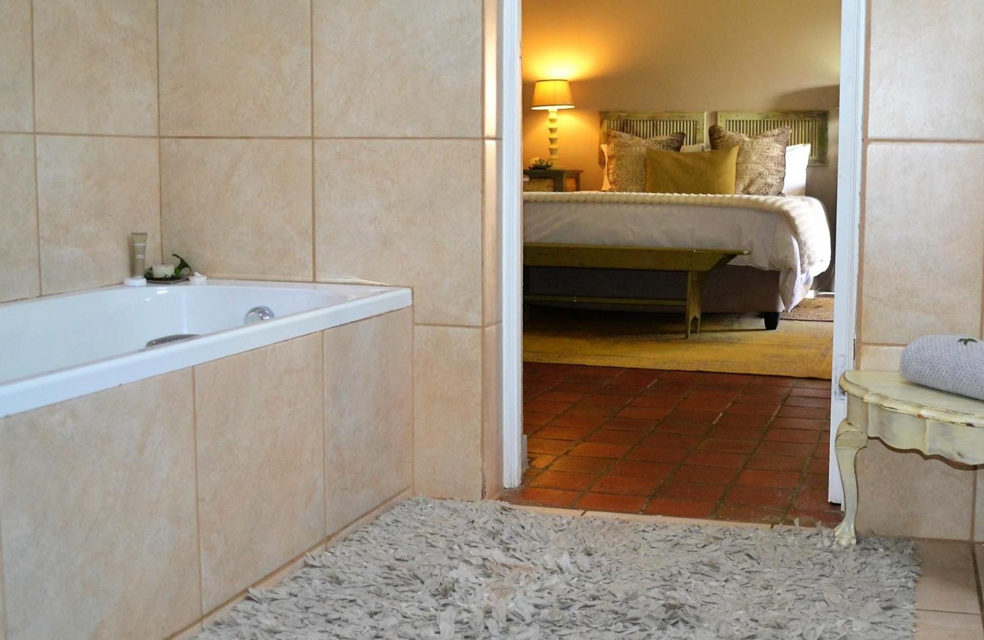 Favour House Deluxe Queen Room 3