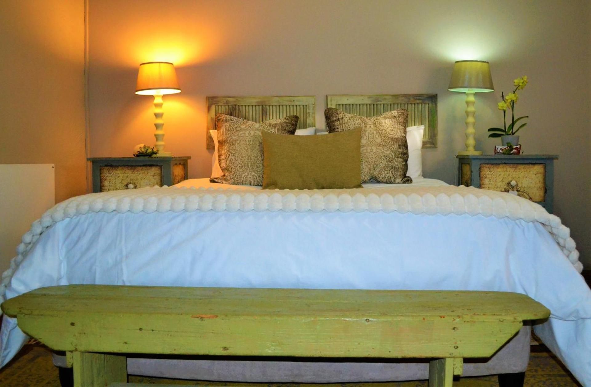 Favour House Deluxe Queen Room 2