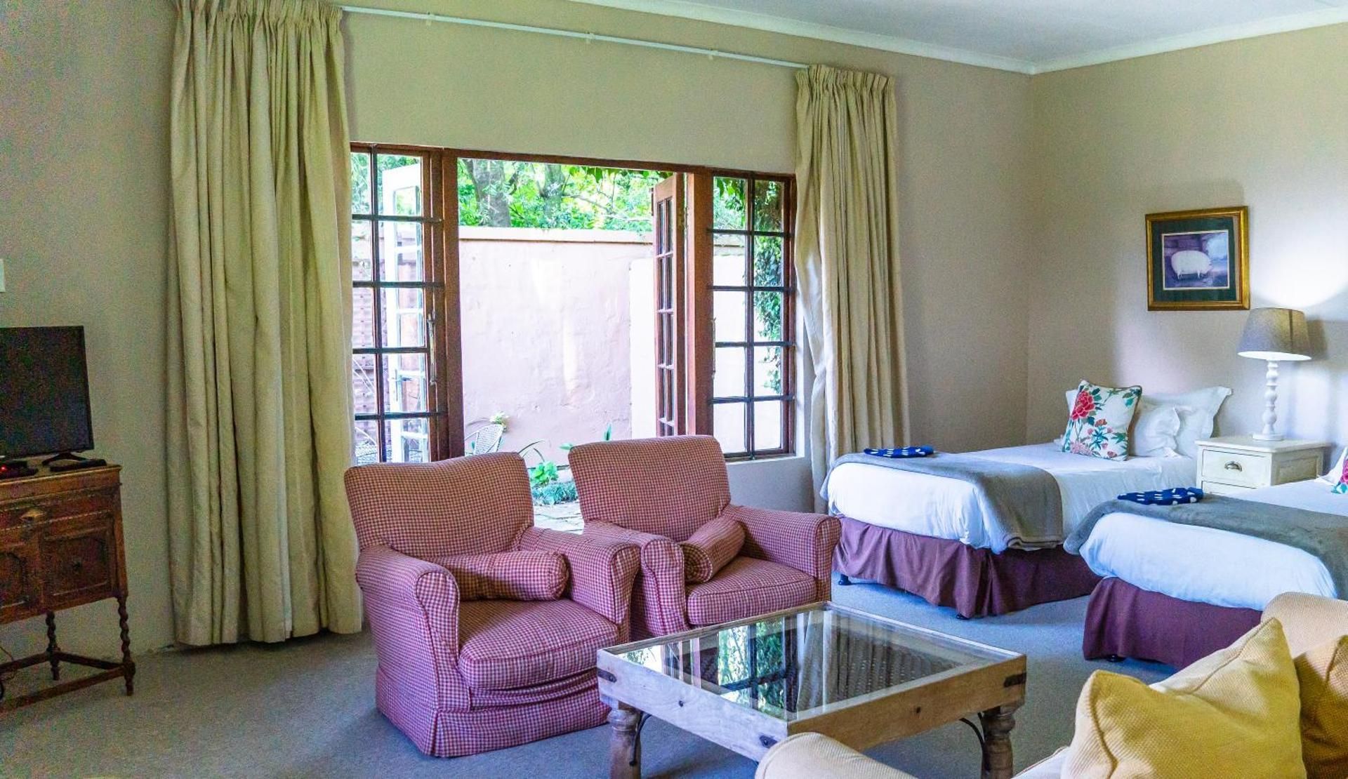 Family Room (L-Shaped)
