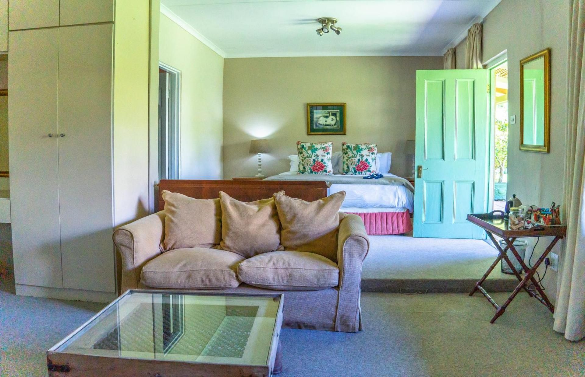Family Room (L-Shaped)