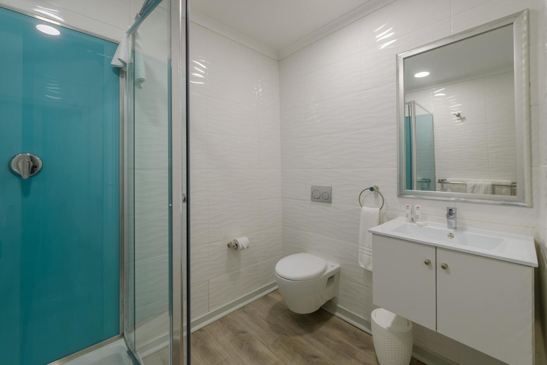 Deluxe Quadruple Room with Sea View
