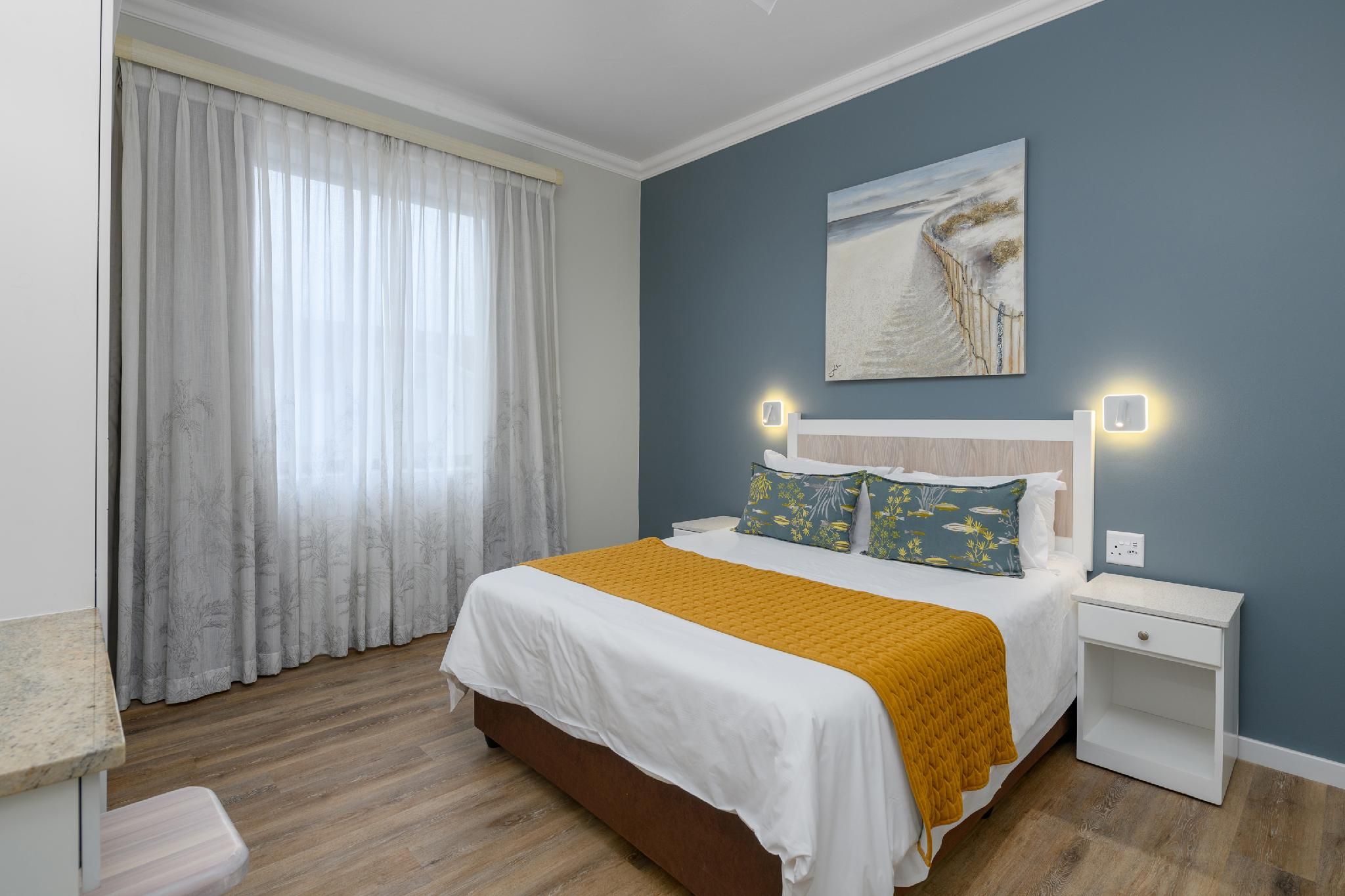 One Bedroom Apartment