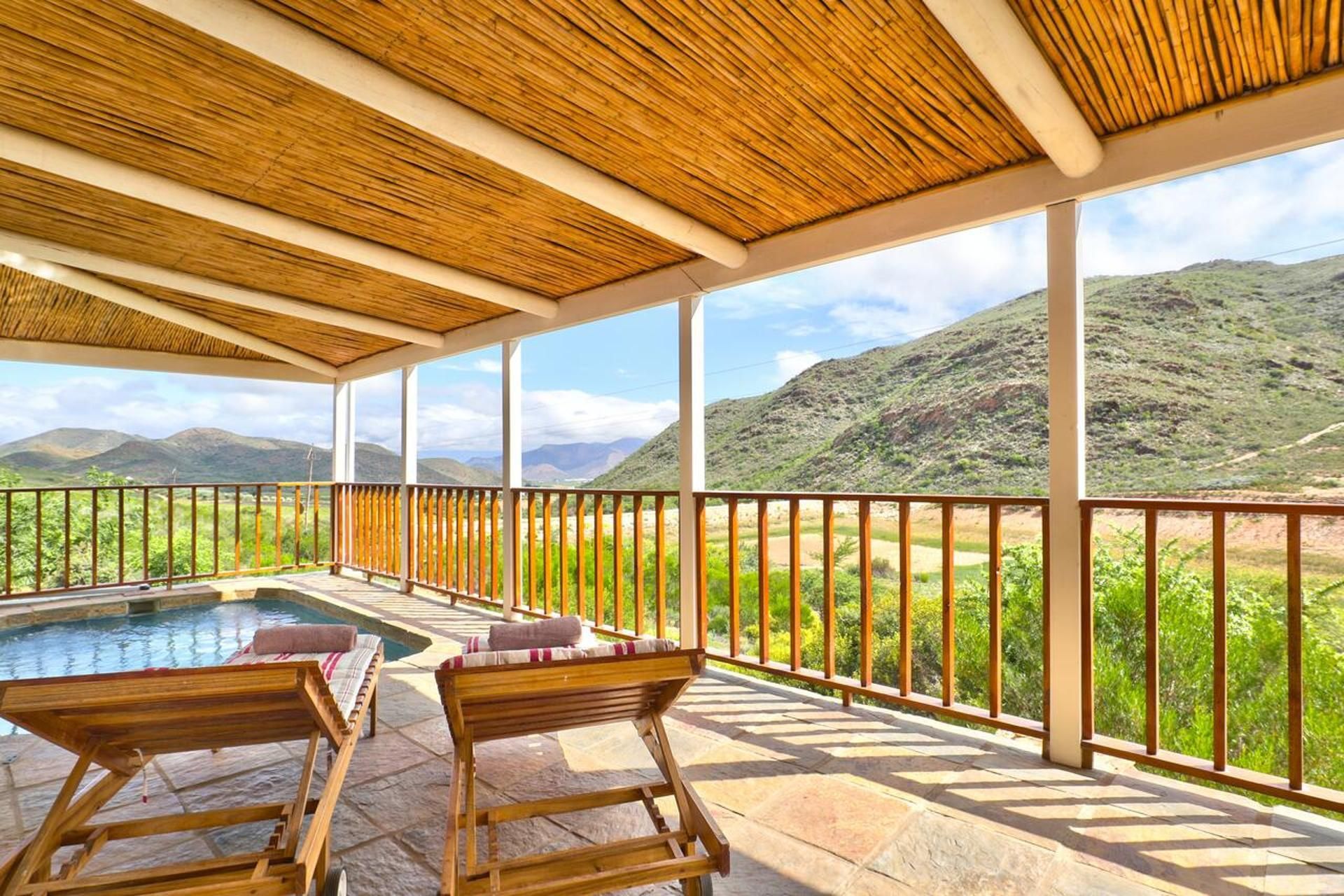 Superior Two-Bedroom Cottage with Mountain View