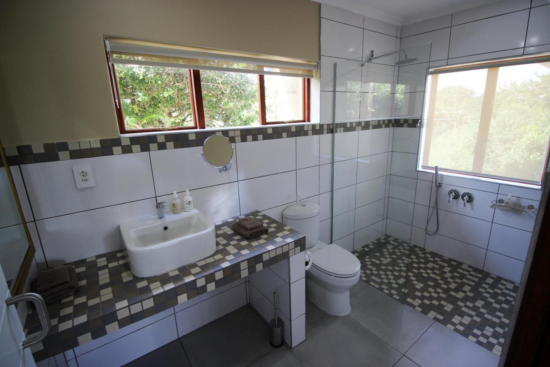 Hitgeheim Garden Cottages One-Bedroom Apartment with Pool View