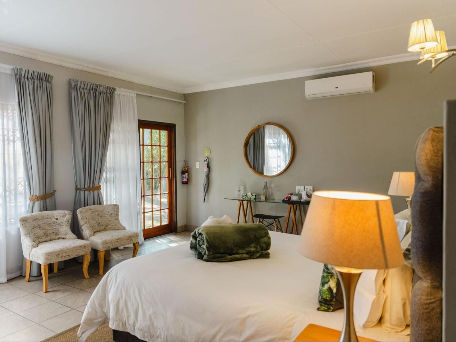 King Room with Garden View