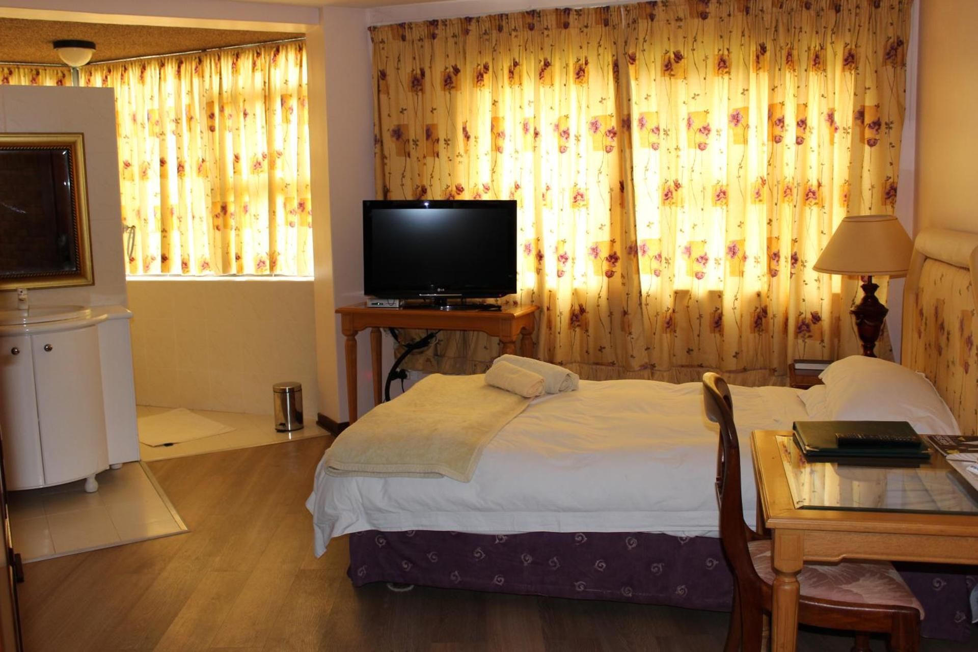 Single Room with Garden View