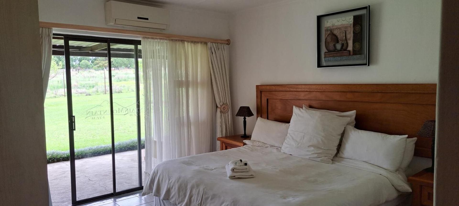 Luxury King Room
