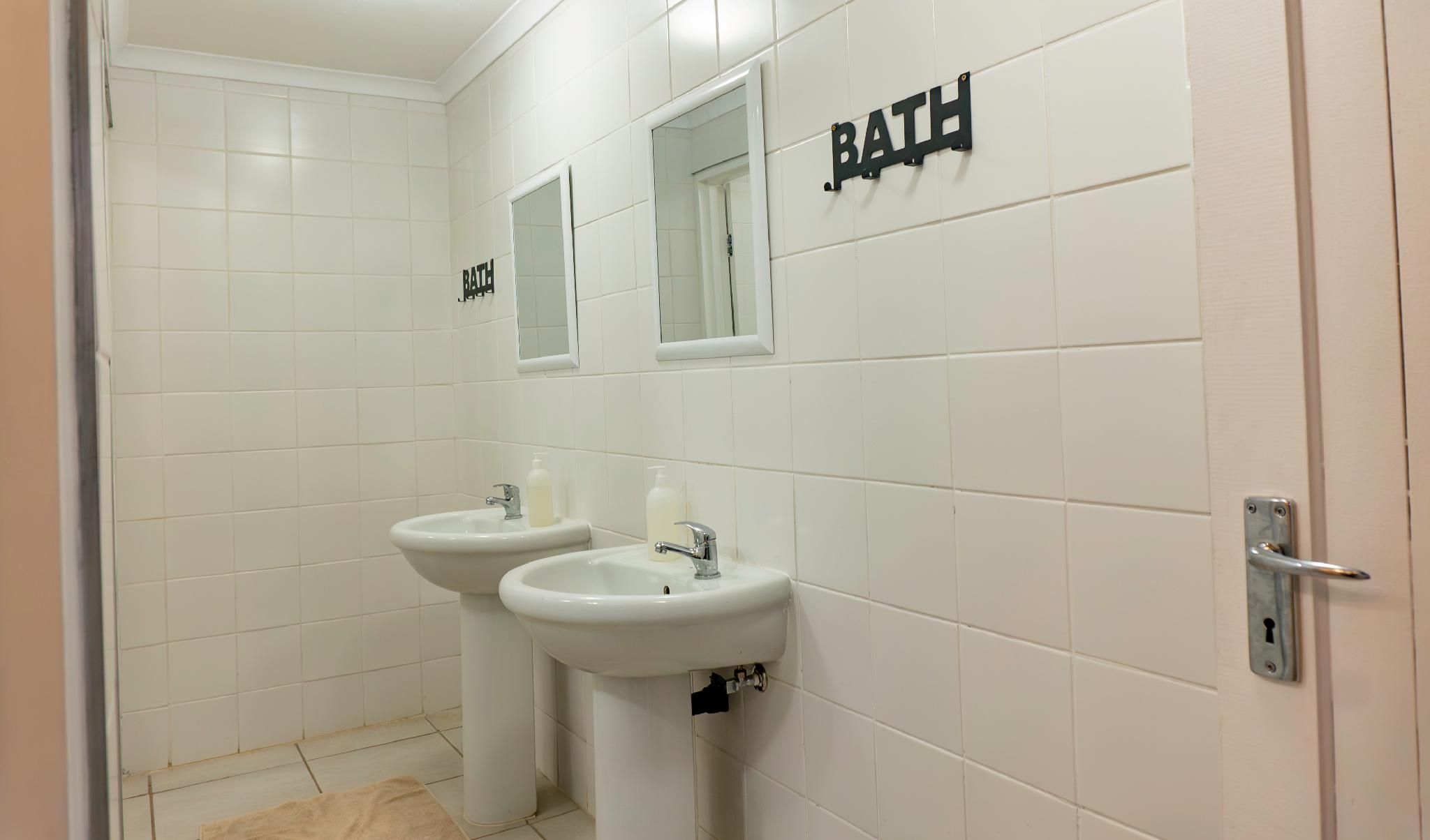 Twin Room with Shared Bathroom