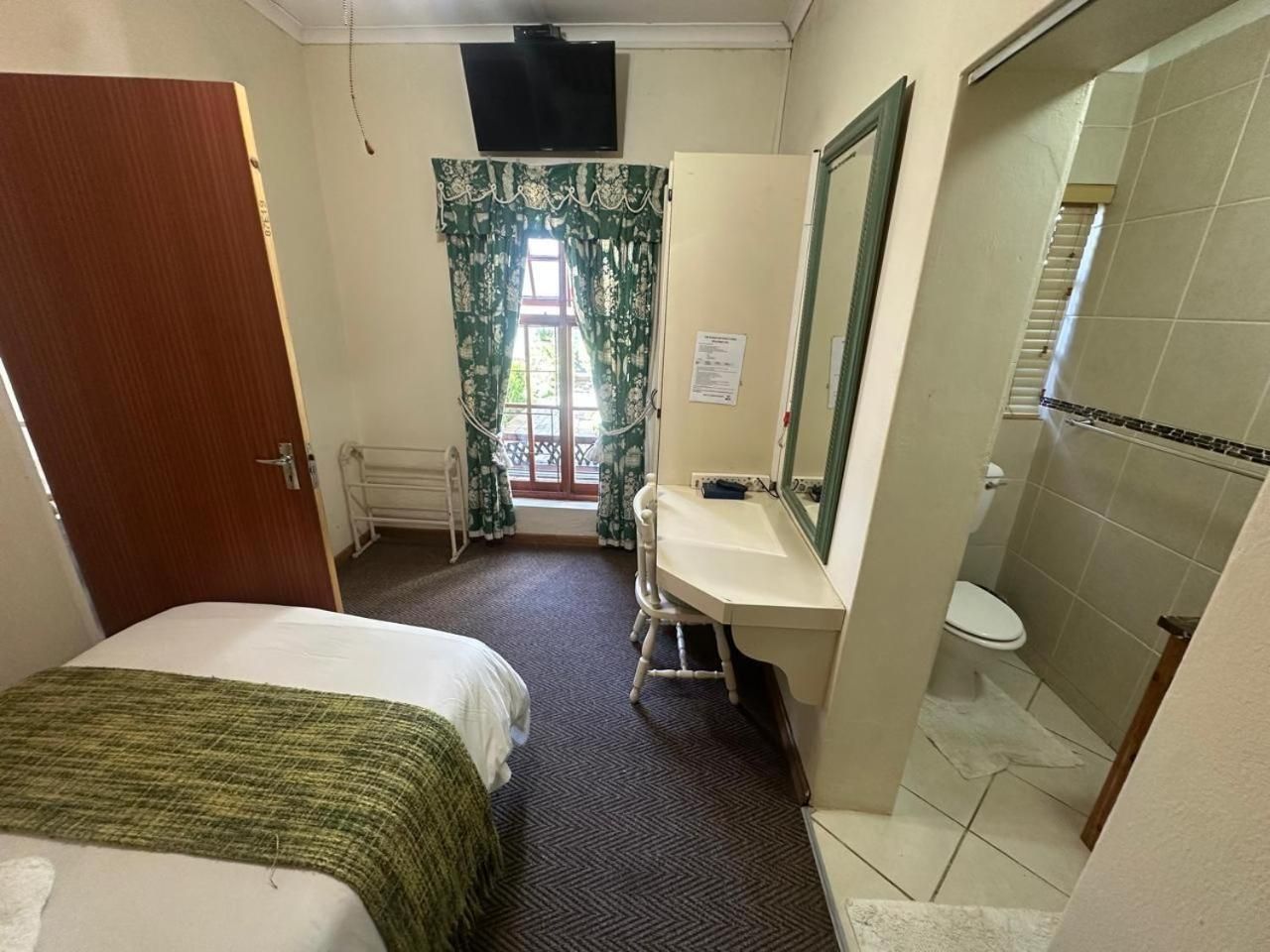 Basic Single Room