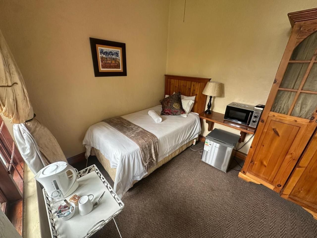 Basic Single Room