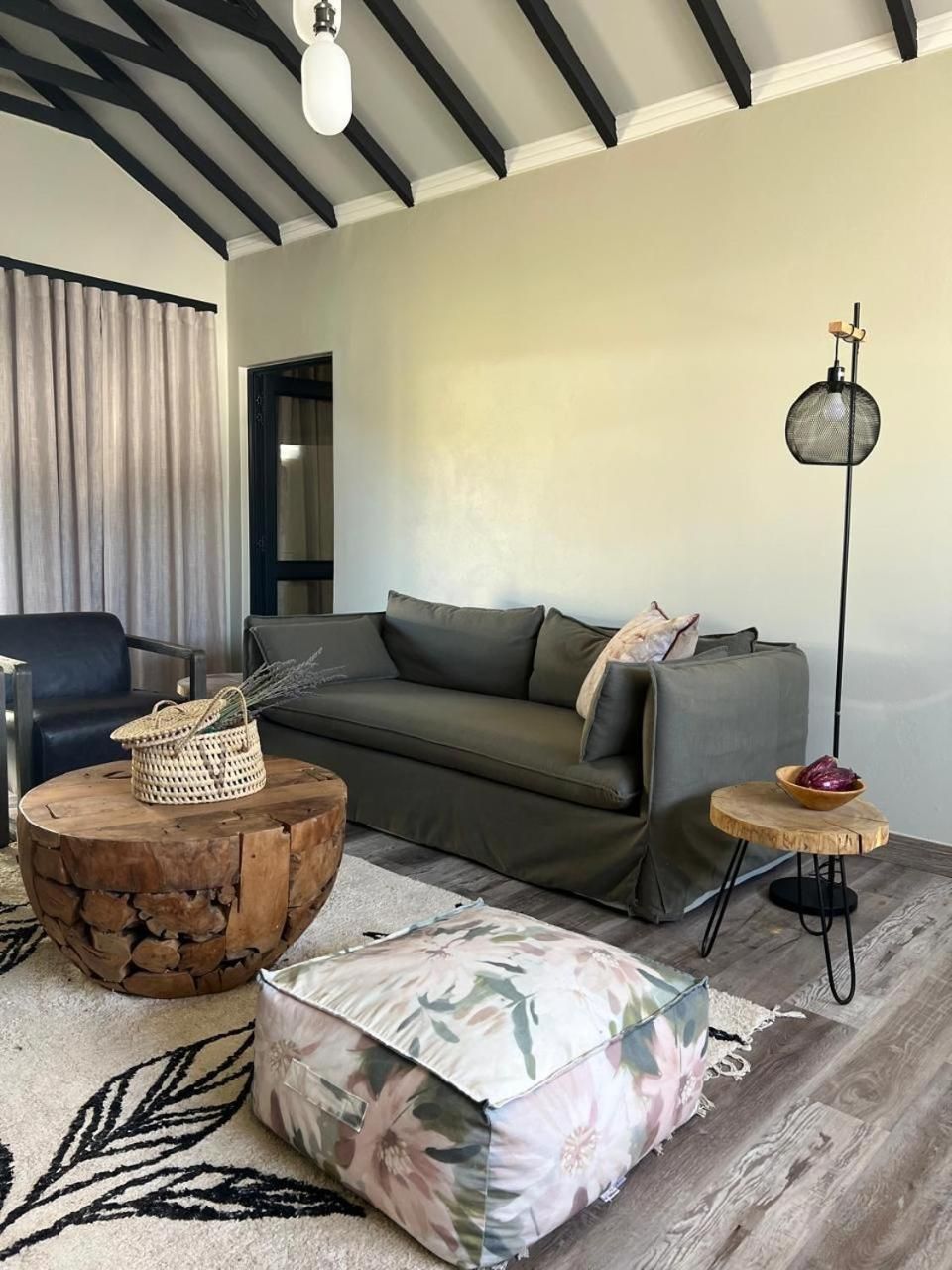Basic Chalet