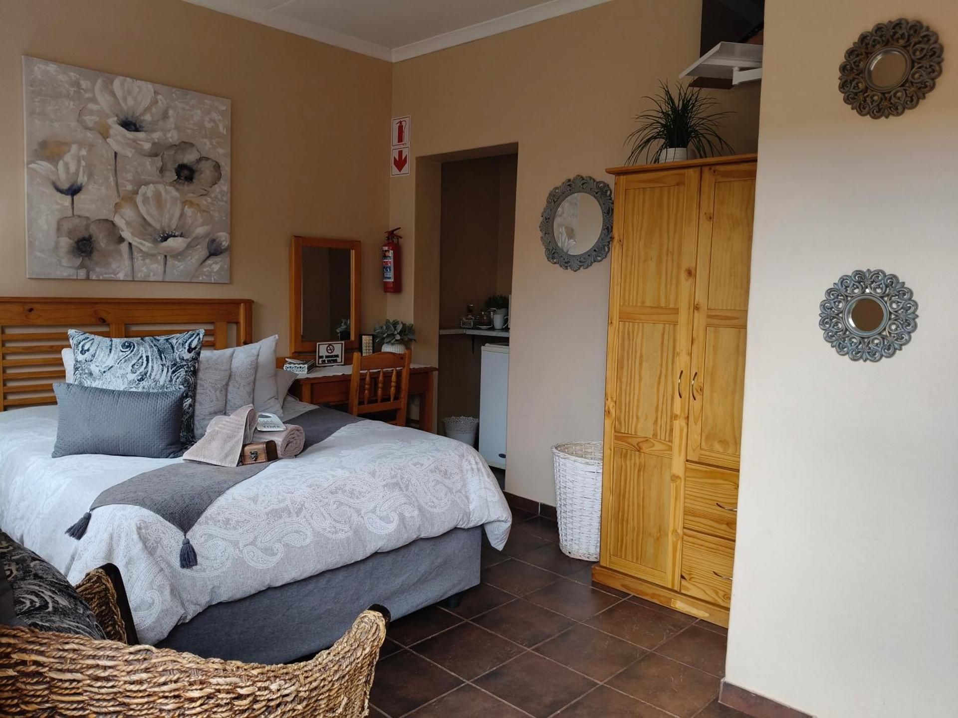 Deluxe Double Room with Shower