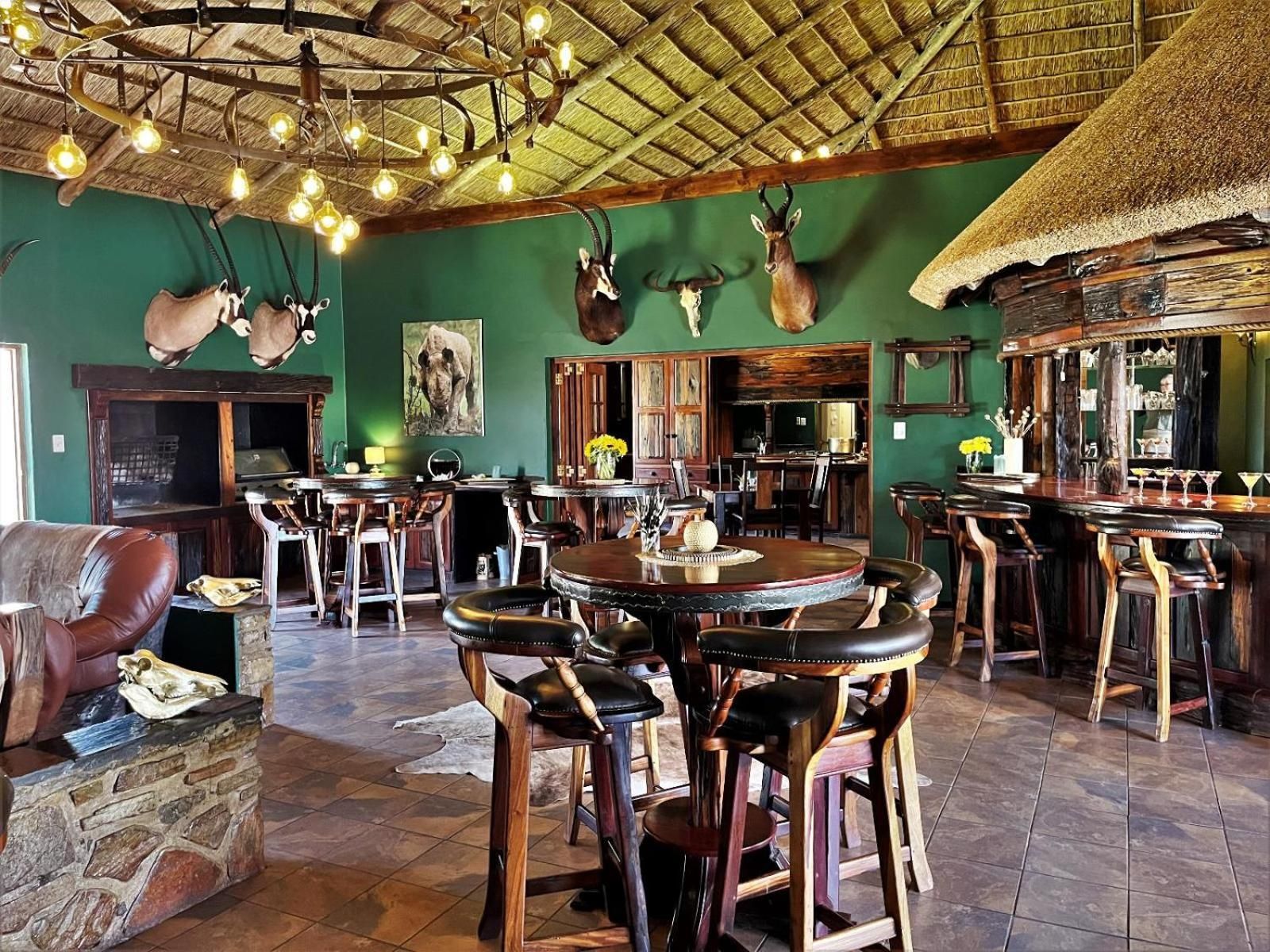 shared lounge/tv area