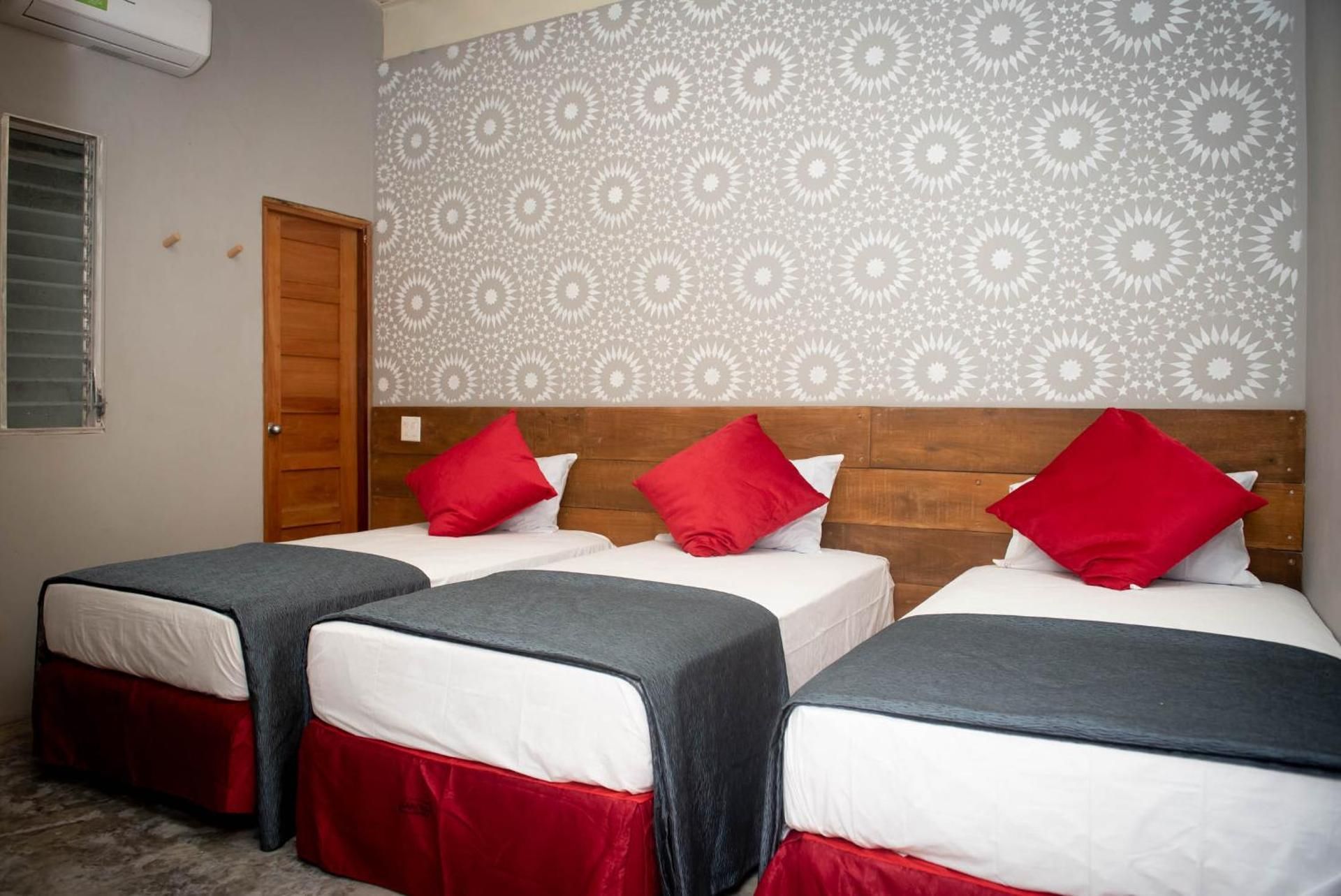 Triple Guest Room