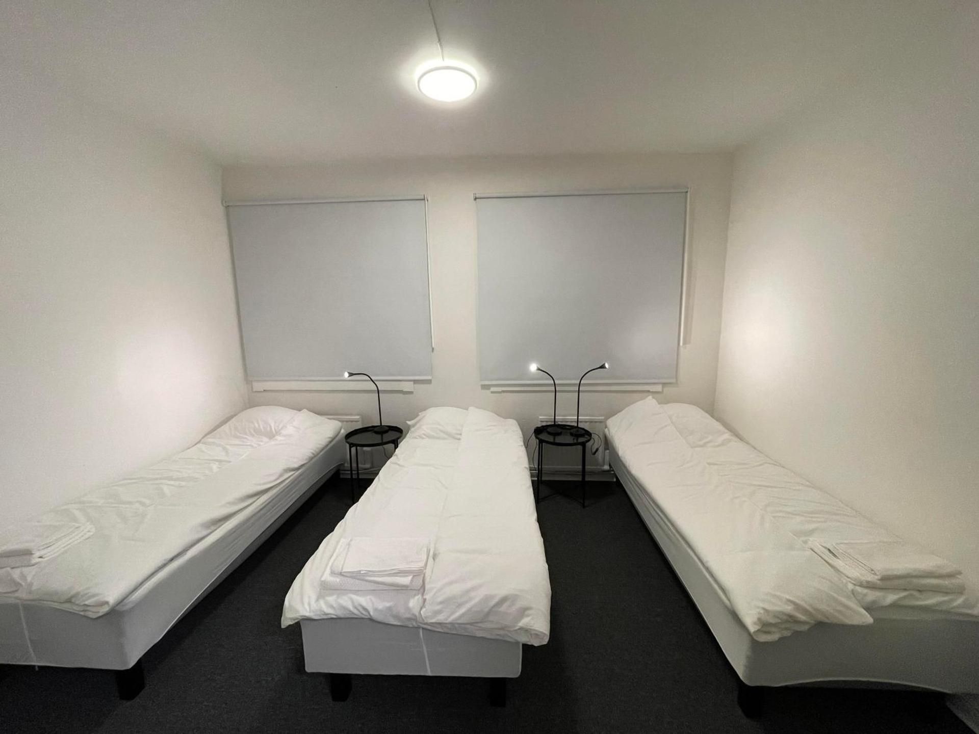 Basic Triple Room with Shared Bathroom