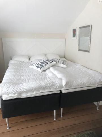 Deluxe Double Room with Extra Bed