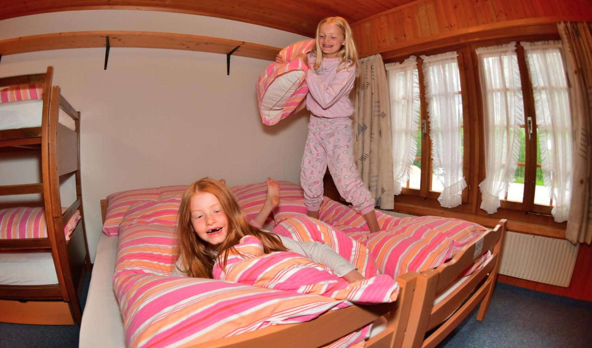 Single Bed in Mixed Dormitory Room