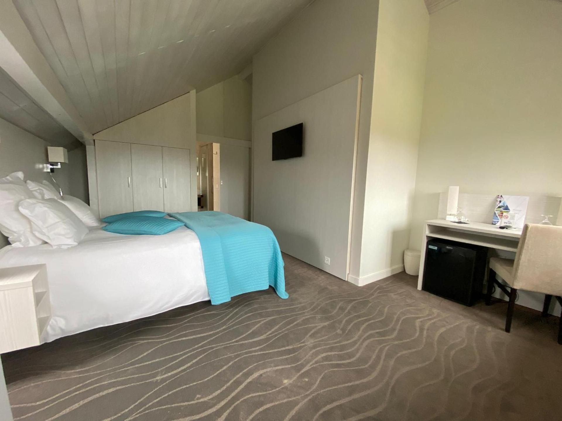 Superior Double Room with Garden View