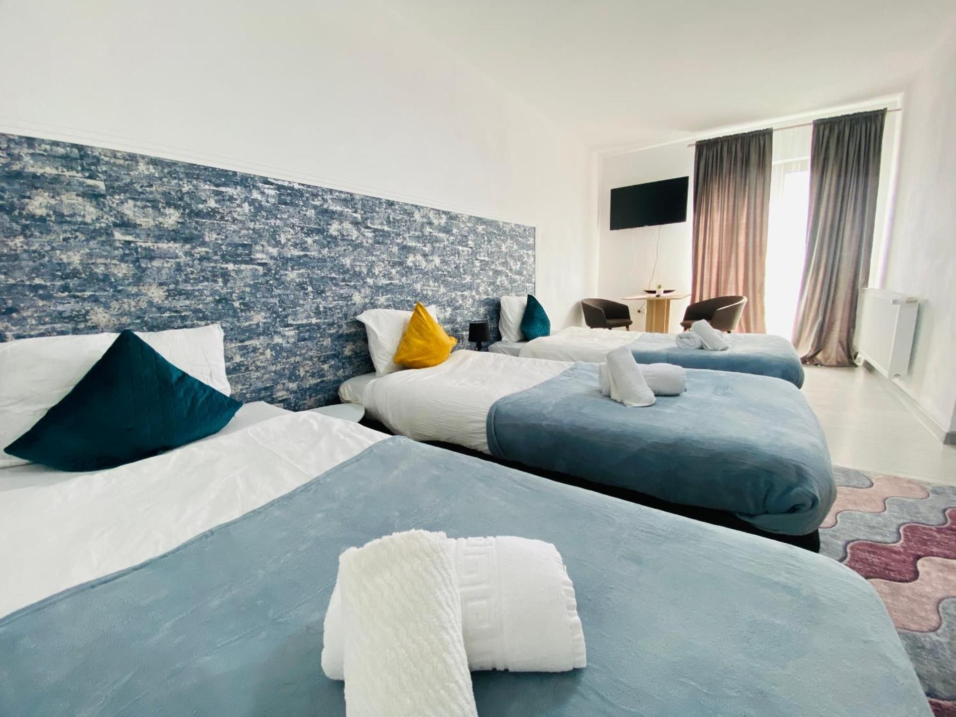 Triple Room with Private Bathroom