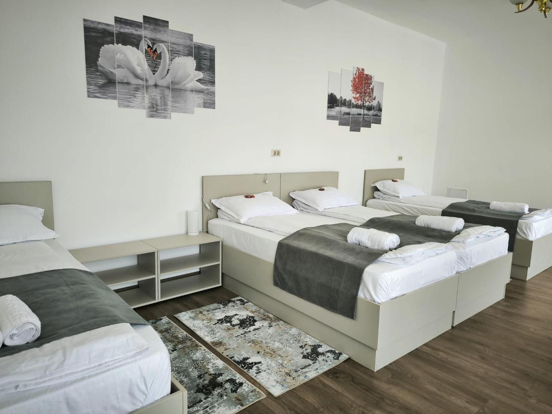 Quadruple Room with Private Bathroom