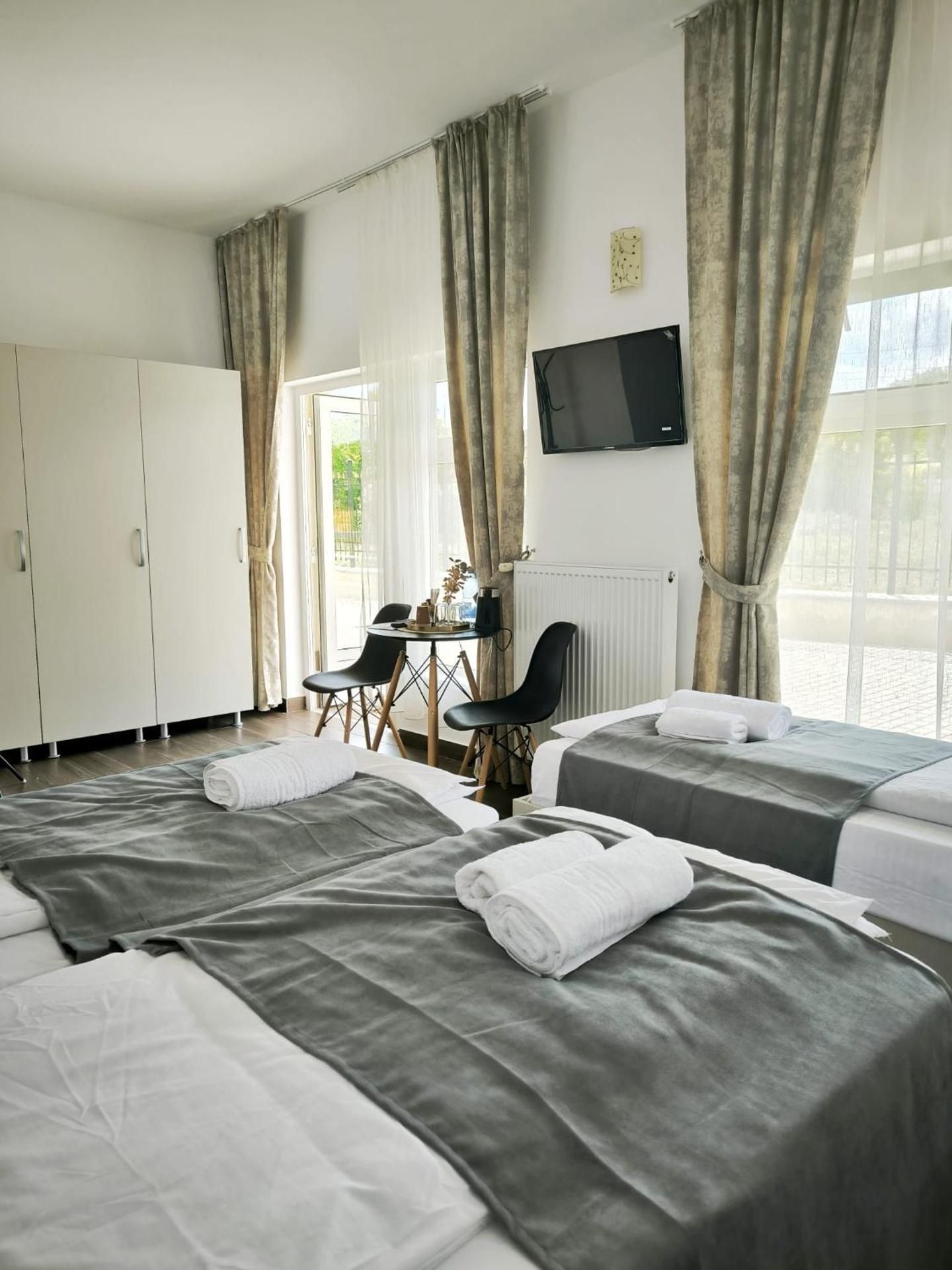 Triple Room with Private Bathroom