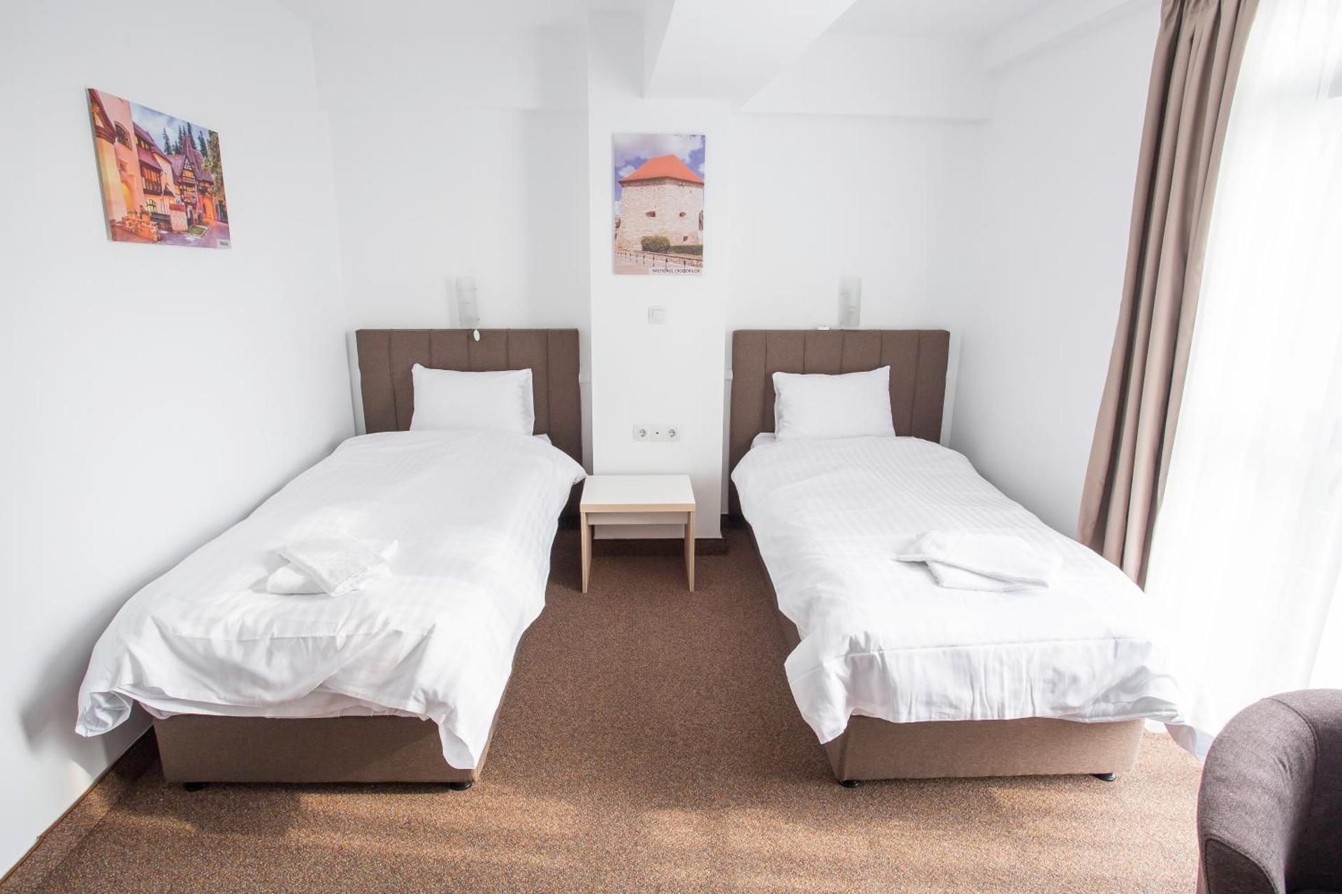 Acomodoro Residence Twin Room