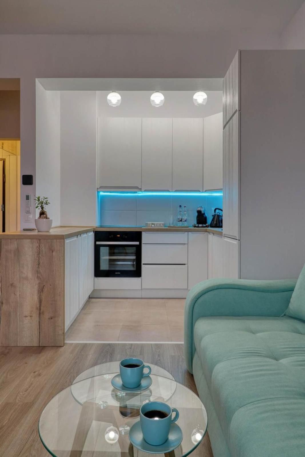 Inspiration Station - My Joyful, Cosy&Inviting Apt - Smart Thermostat - Private Parking - IOR Park - One-Bedroom Apartment 3