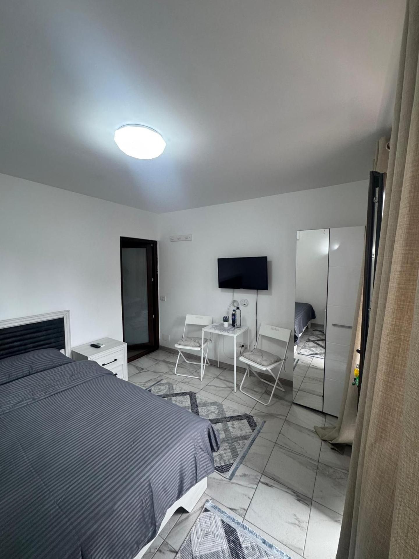 Rustic House King Room 3